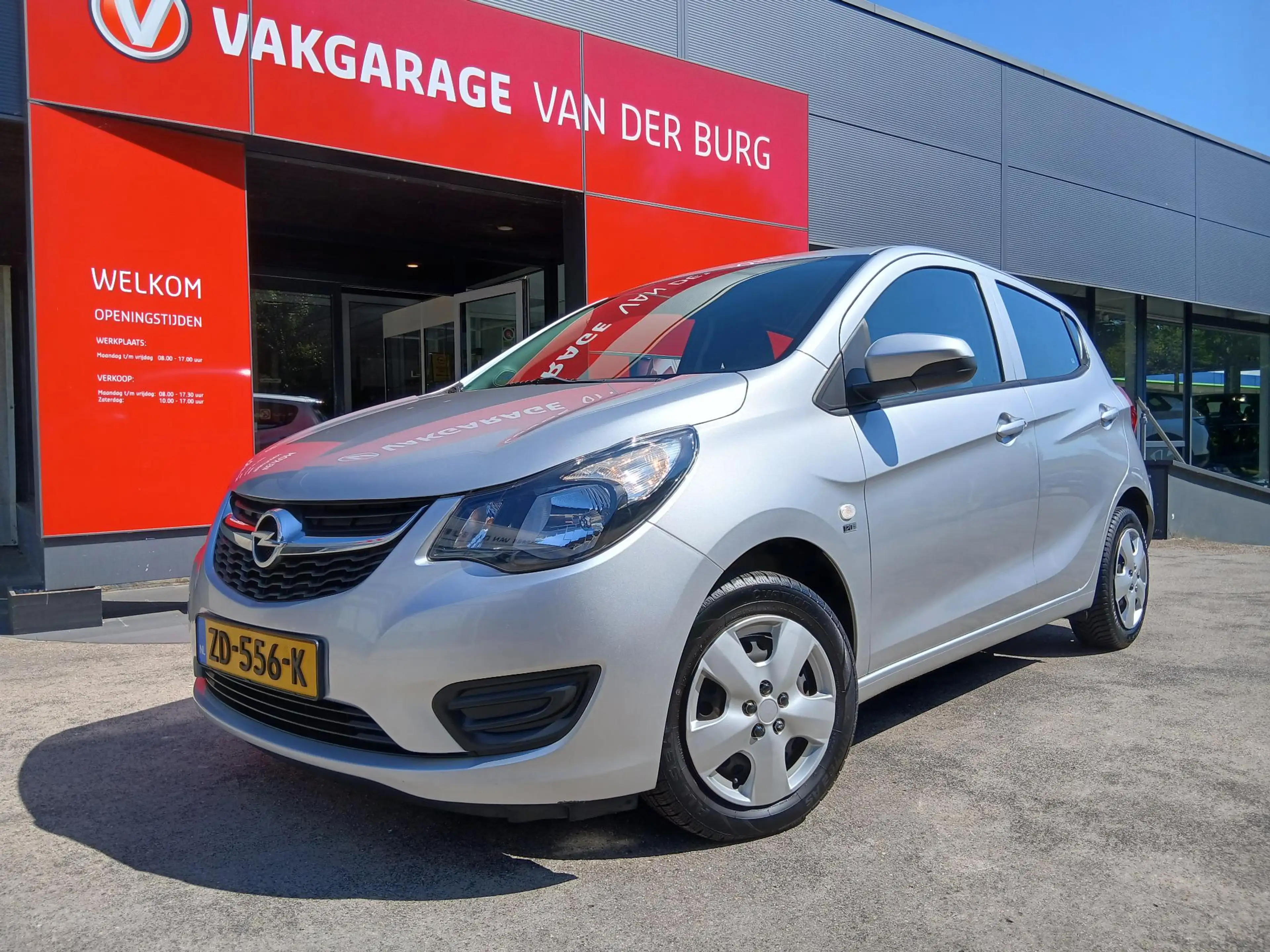 Opel Karl 1.0 ecoFLEX 120 Jaar Edition — photo 2