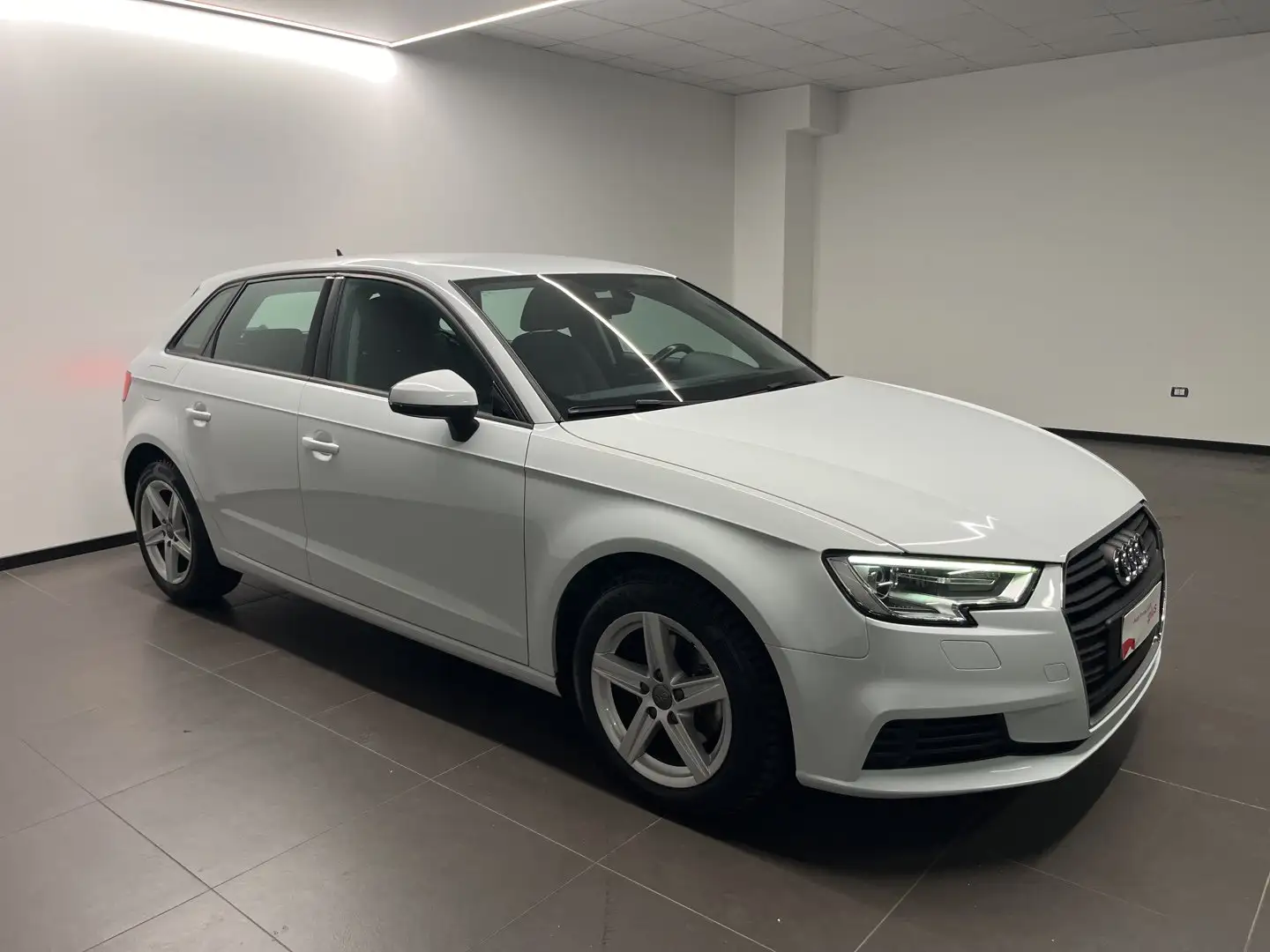 Audi A3 SPORTBACK 30 TDI S TRONIC Bianco - 2