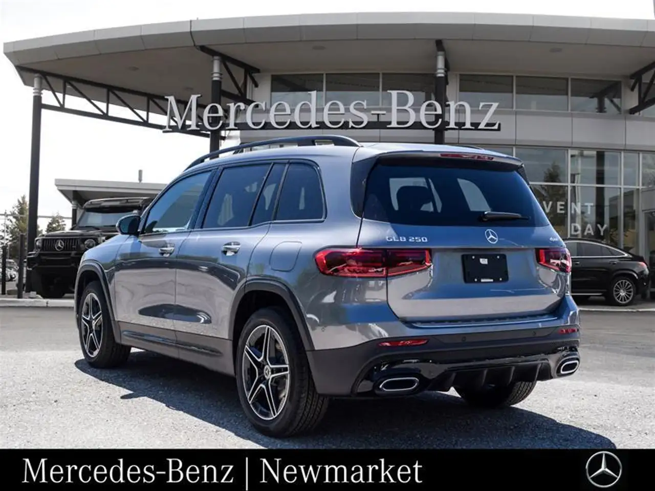 Mercedes-Benz GLB снимка Mercedes-Benz GLB