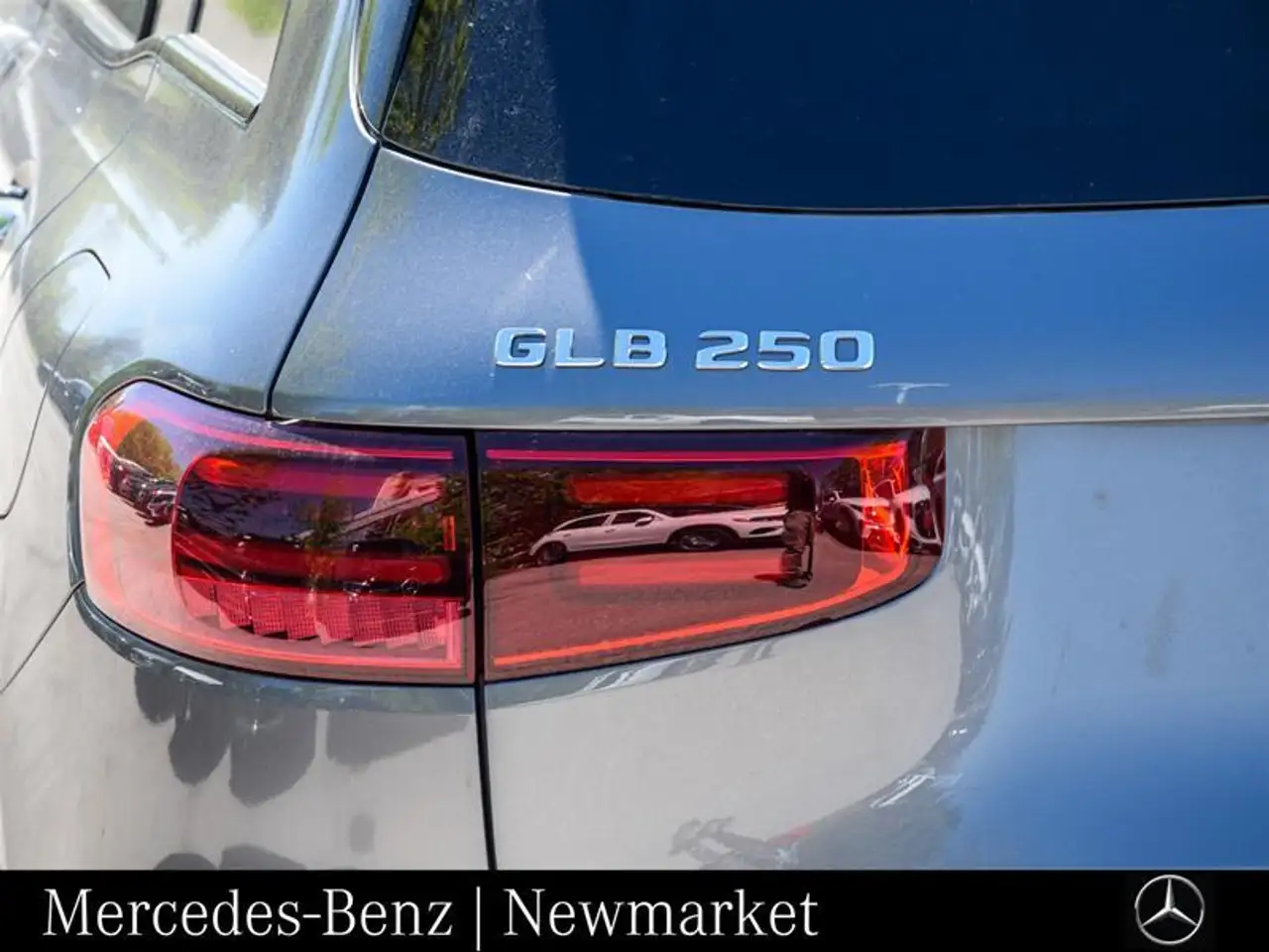Mercedes-Benz GLB снимка Mercedes-Benz GLB