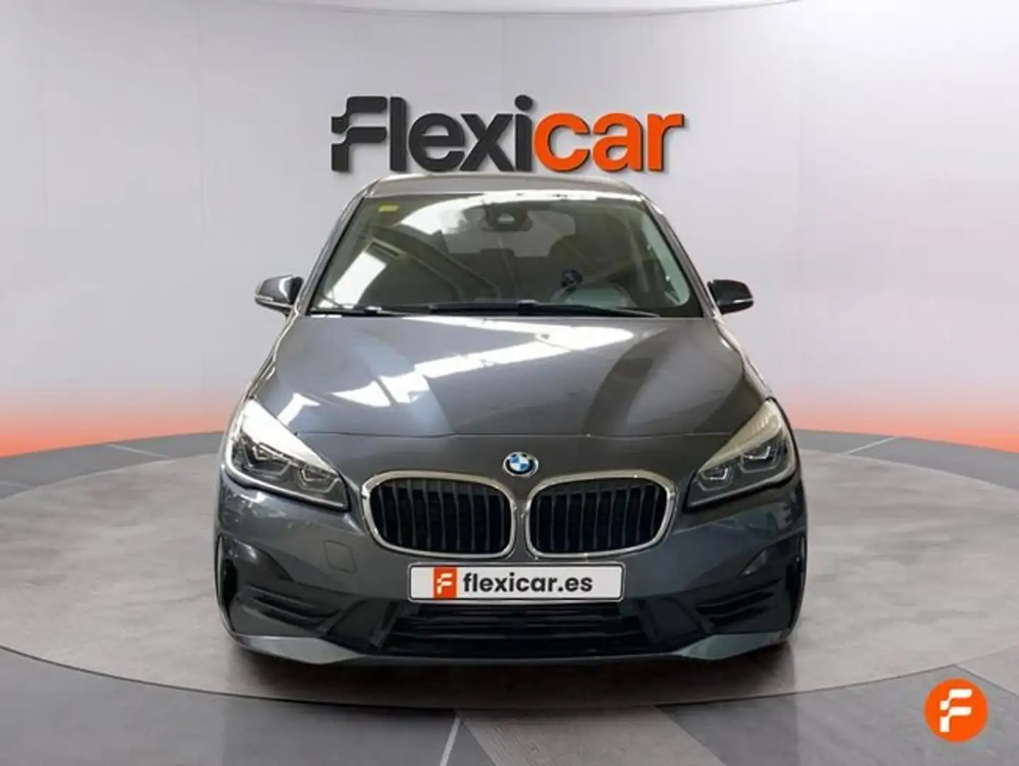BMW 216 216i - 5P (2020) Gris - 2