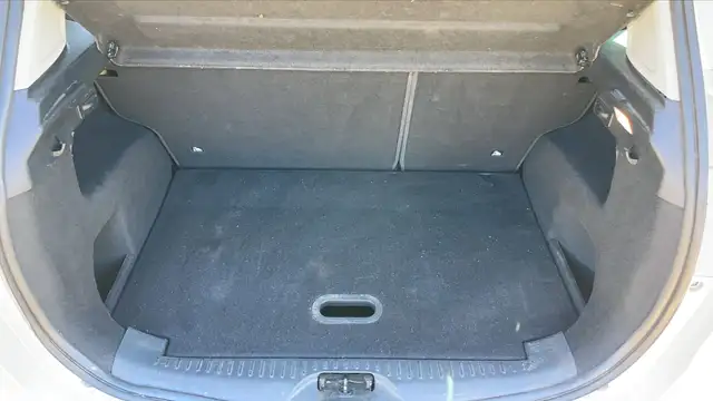 Ford B-Max view 14
