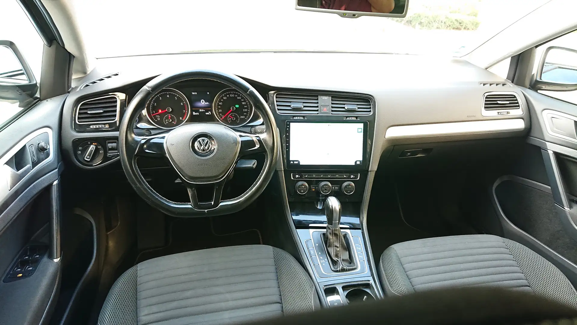 Volkswagen Golf VII Lim. Cup BMT Aut+2Hd+Navi+SHZ+PDC+Blu+N Zwart - 1