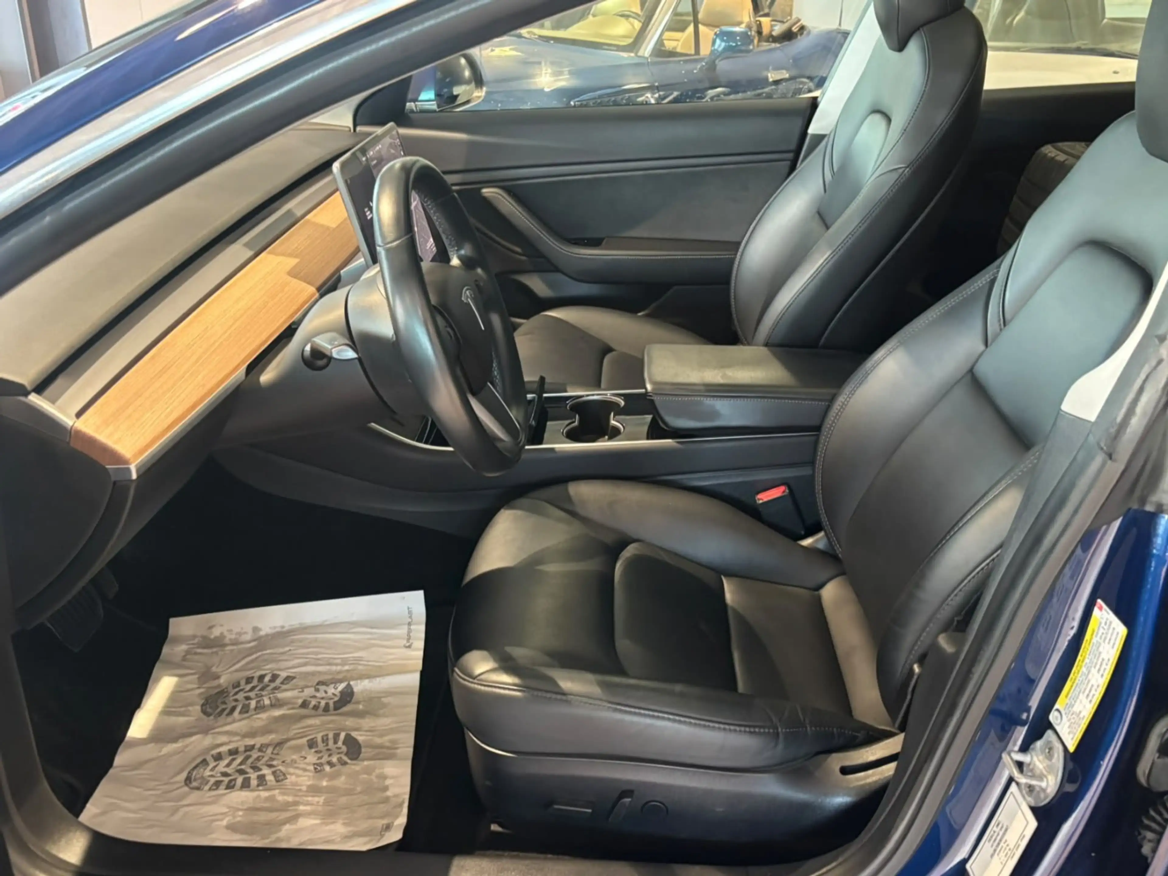 Tesla Model 3 Long Range Dual AWD — photo 11