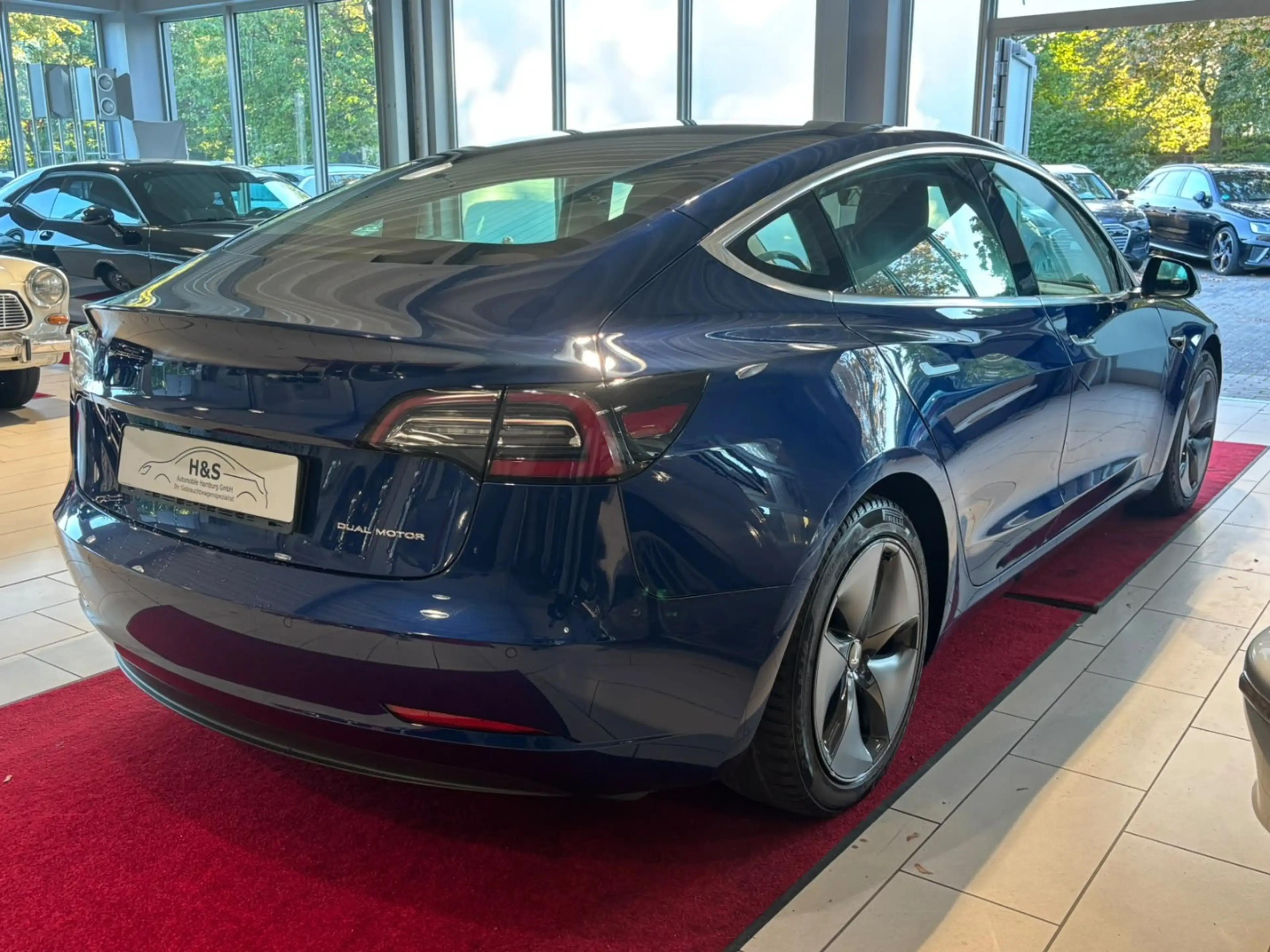 Tesla Model 3 Long Range Dual AWD — photo 9