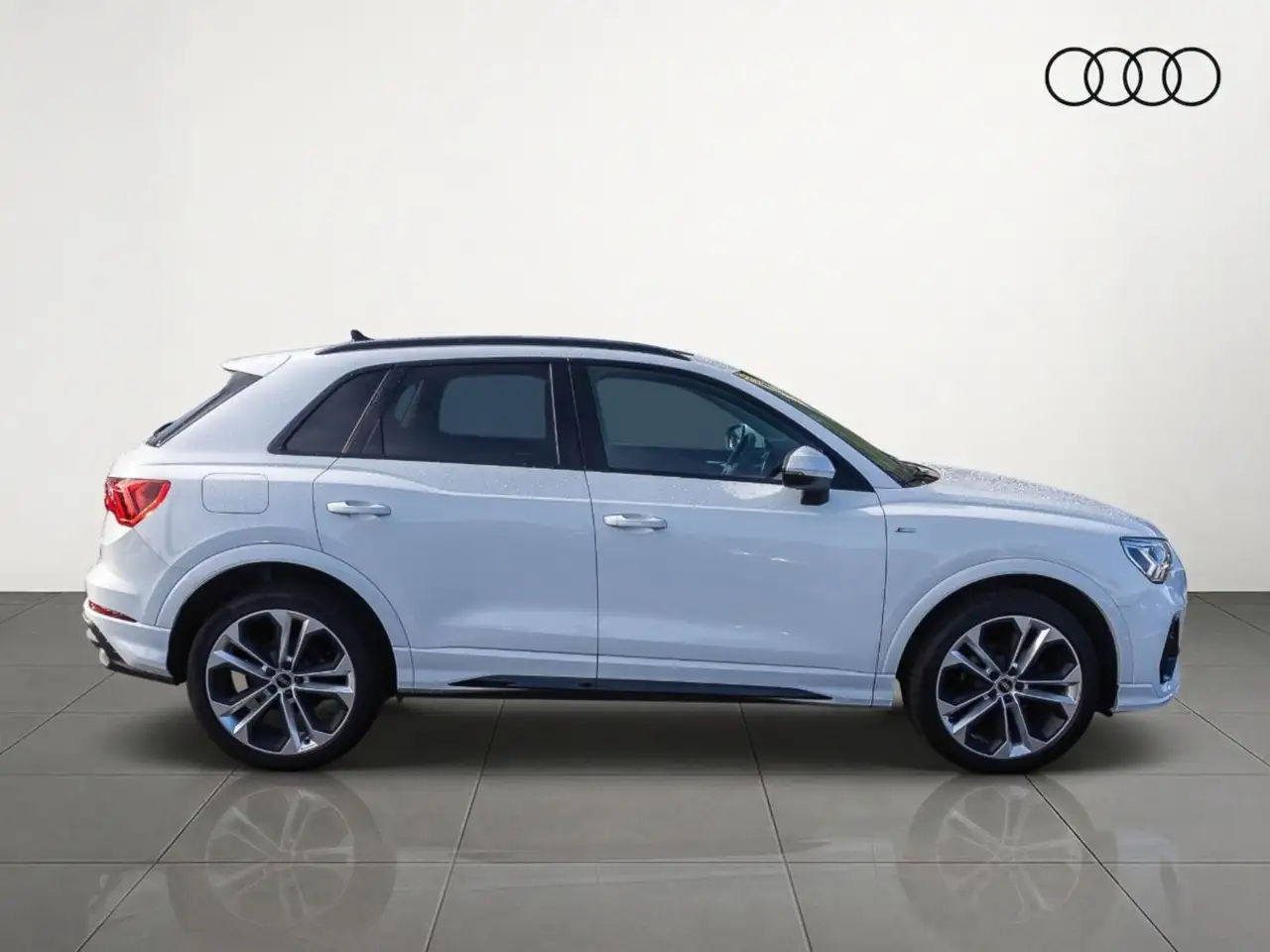 Audi Q3 S line 35TDI Stronic Navi LED ACC Panorama, миниатюра 5