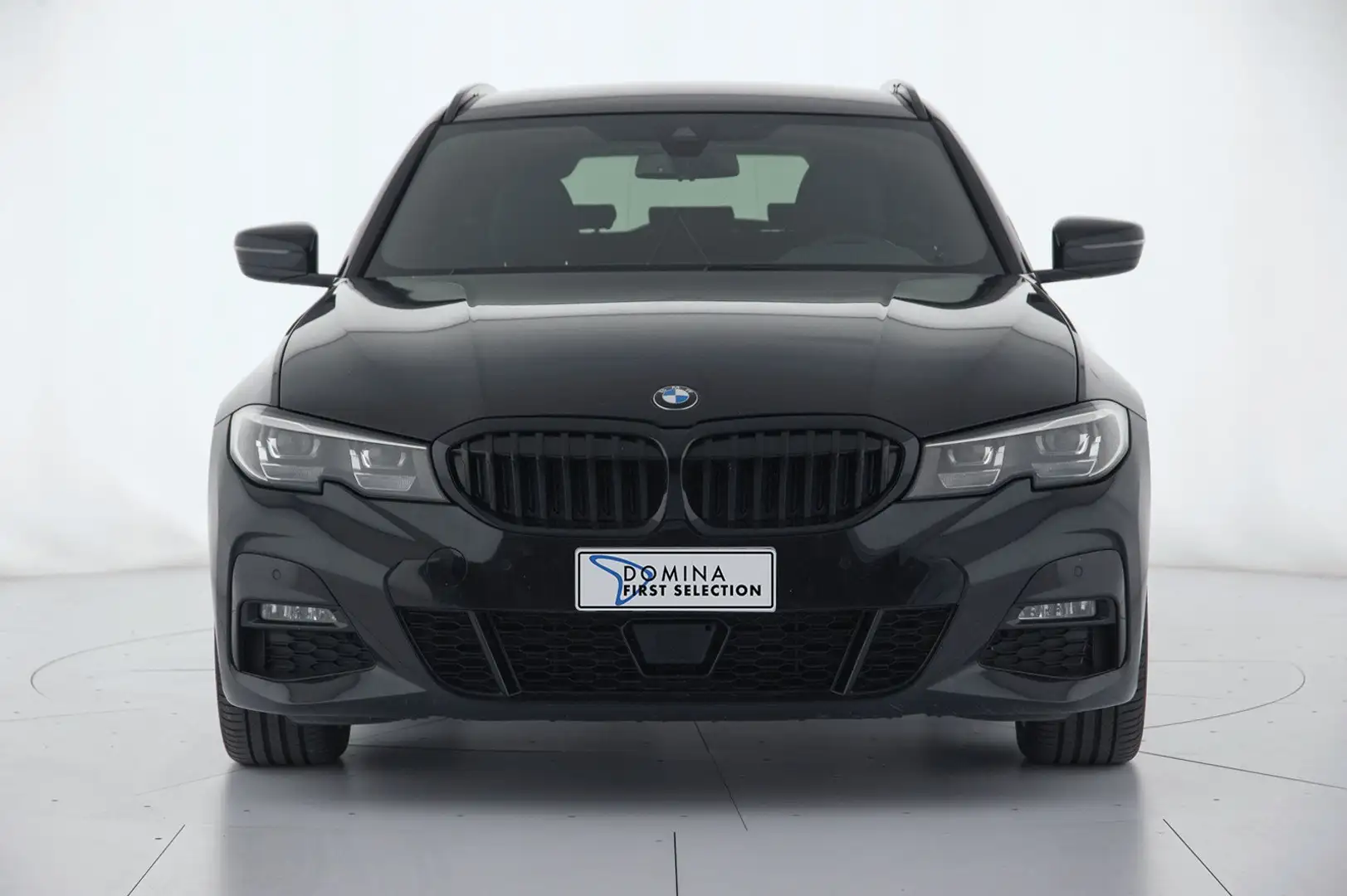 BMW 318 318d Touring Msport Negro - 2