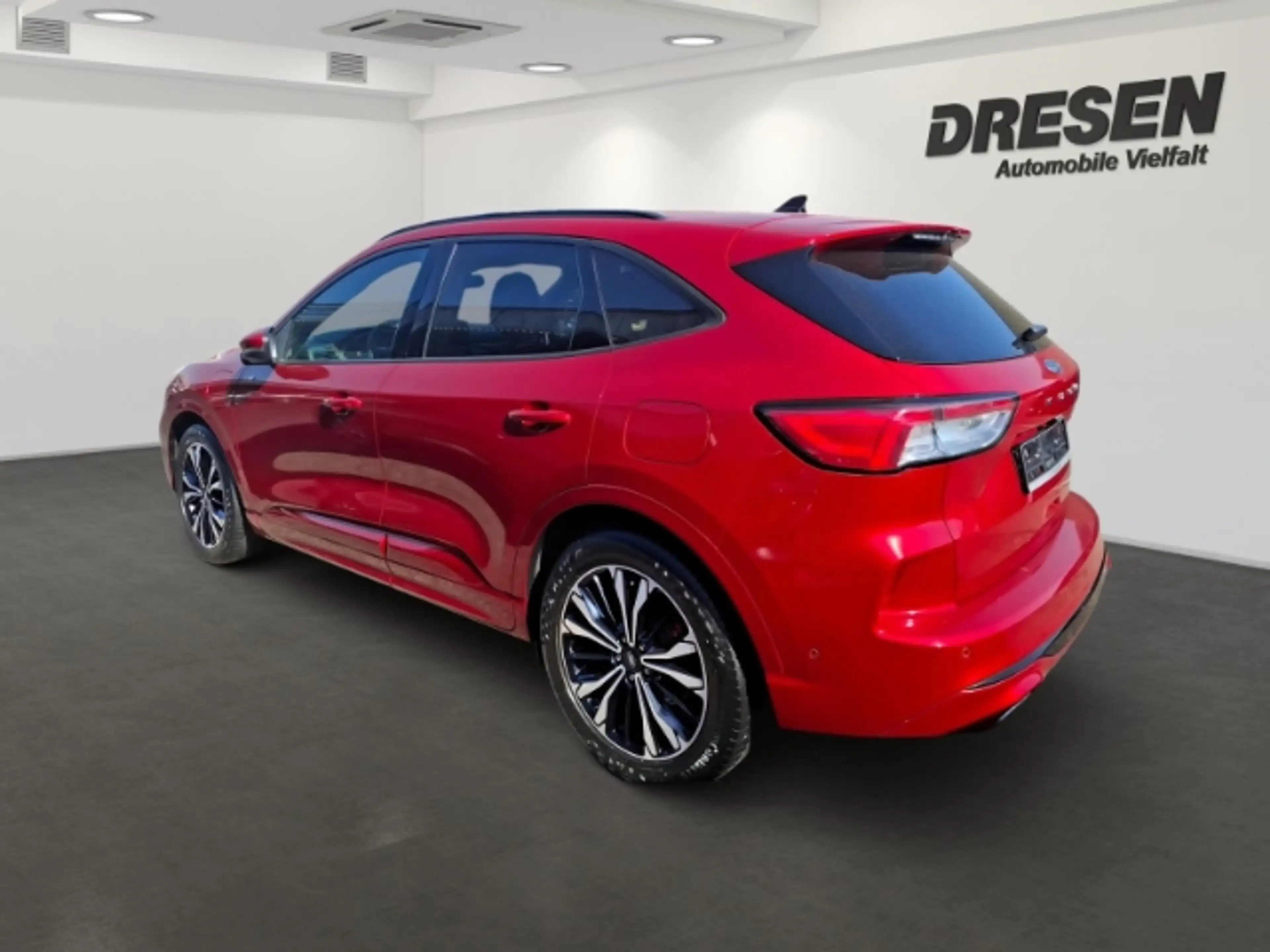Ford Kuga PHEV ST-Line X+Abstandswarner+Kamera+Navi+Sitzheiz — photo 4