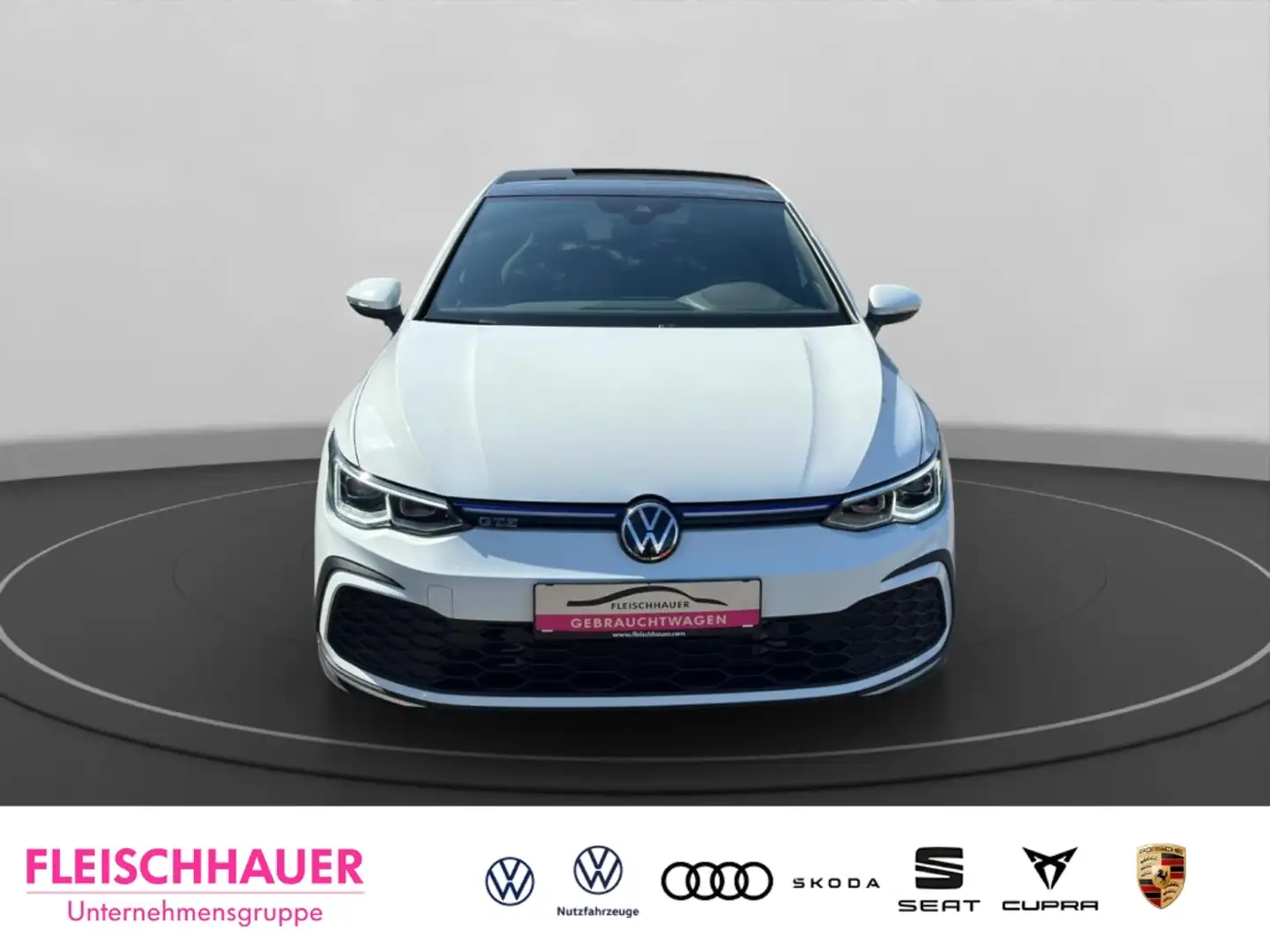 Volkswagen Golf VIII eHybrid 1,4 GTE NAVI+Pano+CarPlay+LED+Rear Vi Bianco - 2