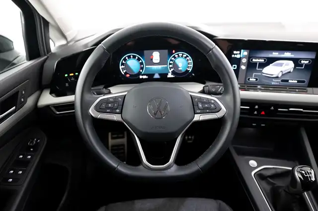 Volkswagen Golf view 6