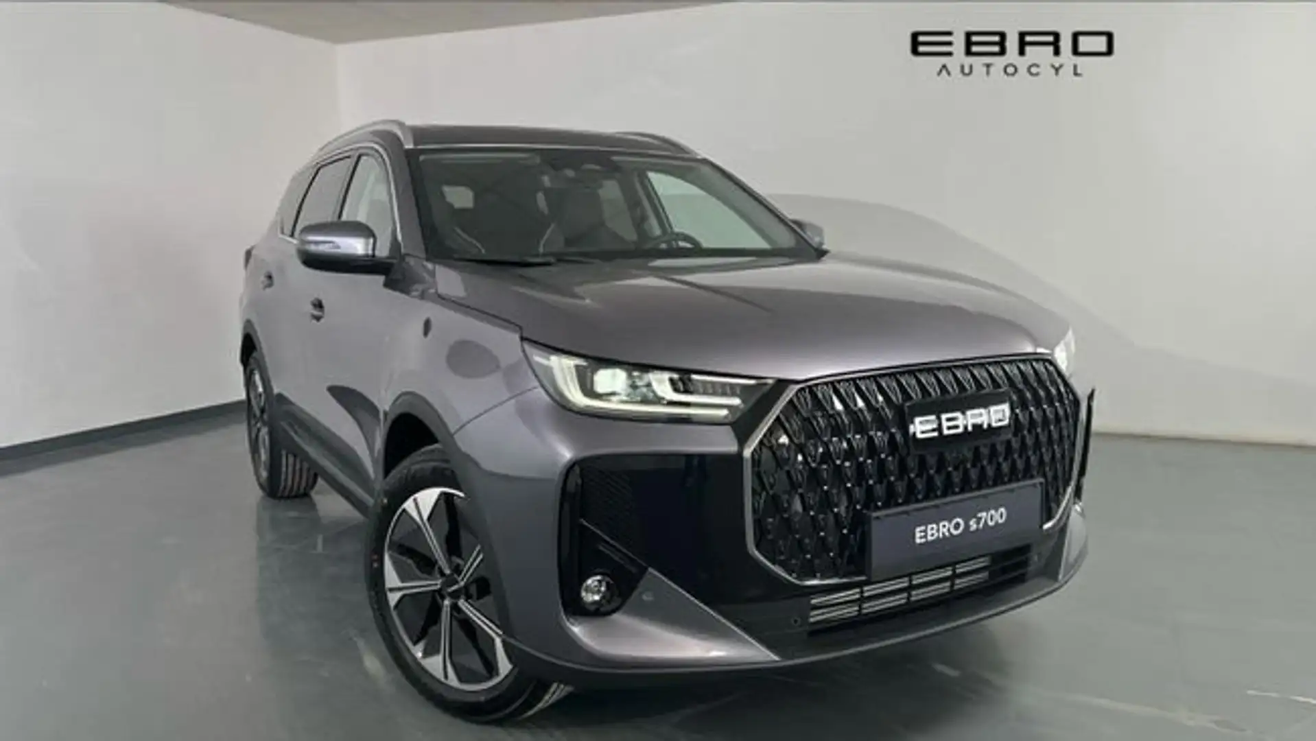 Ebro s700 1.6 TGDI Luxury 7 DCT Grau - 1