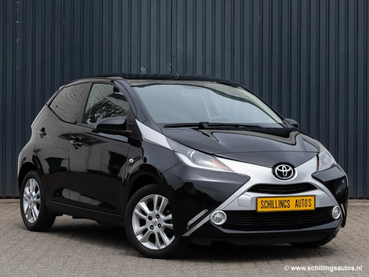 Toyota Aygo 1.0 VVT-i x-joy Airco-Ecc 33.000KM! Noir - 2