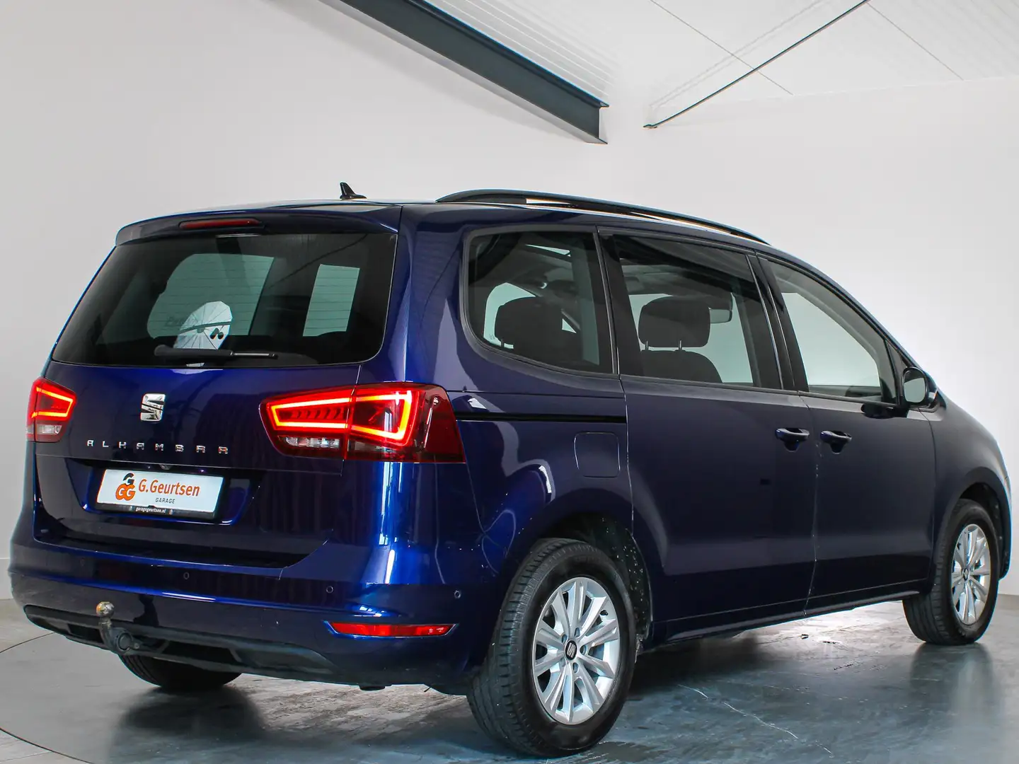 SEAT Alhambra 1.4 TSI Stylance, 7-Persoons, Panoramadak, Trekhaa Azul - 2