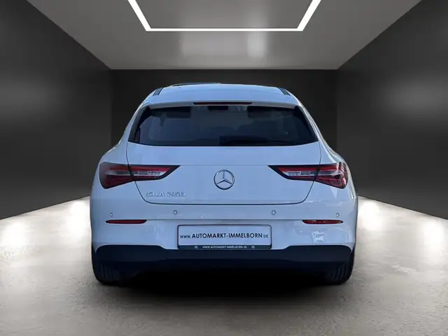 Mercedes-Benz CLA view 8
