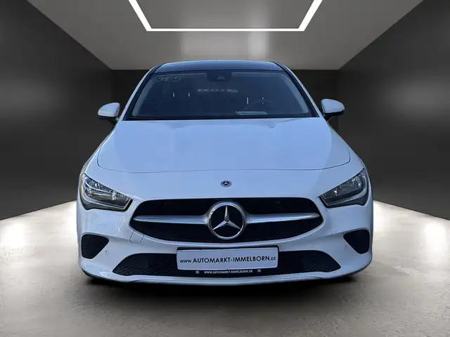 Mercedes-Benz CLA view 7