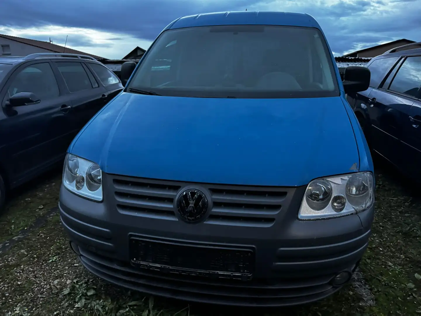 Volkswagen Caddy Kasten EcoFuel Blau - 2