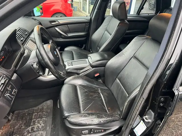 BMW X5 view 7