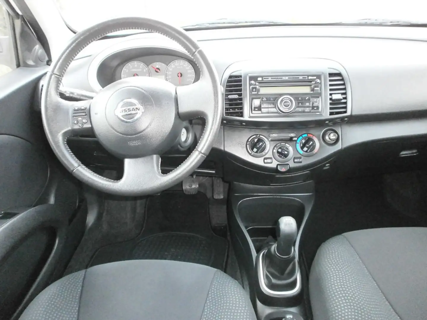 Nissan Micra 1.2 Visia Blanco - 2