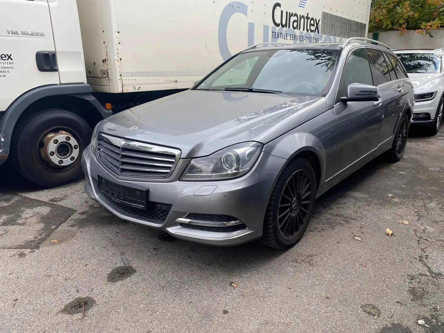 Mercedes-Benz C 200 T CGI BlueEfficiency 7G-Tronic Avantgarde Grau - 1