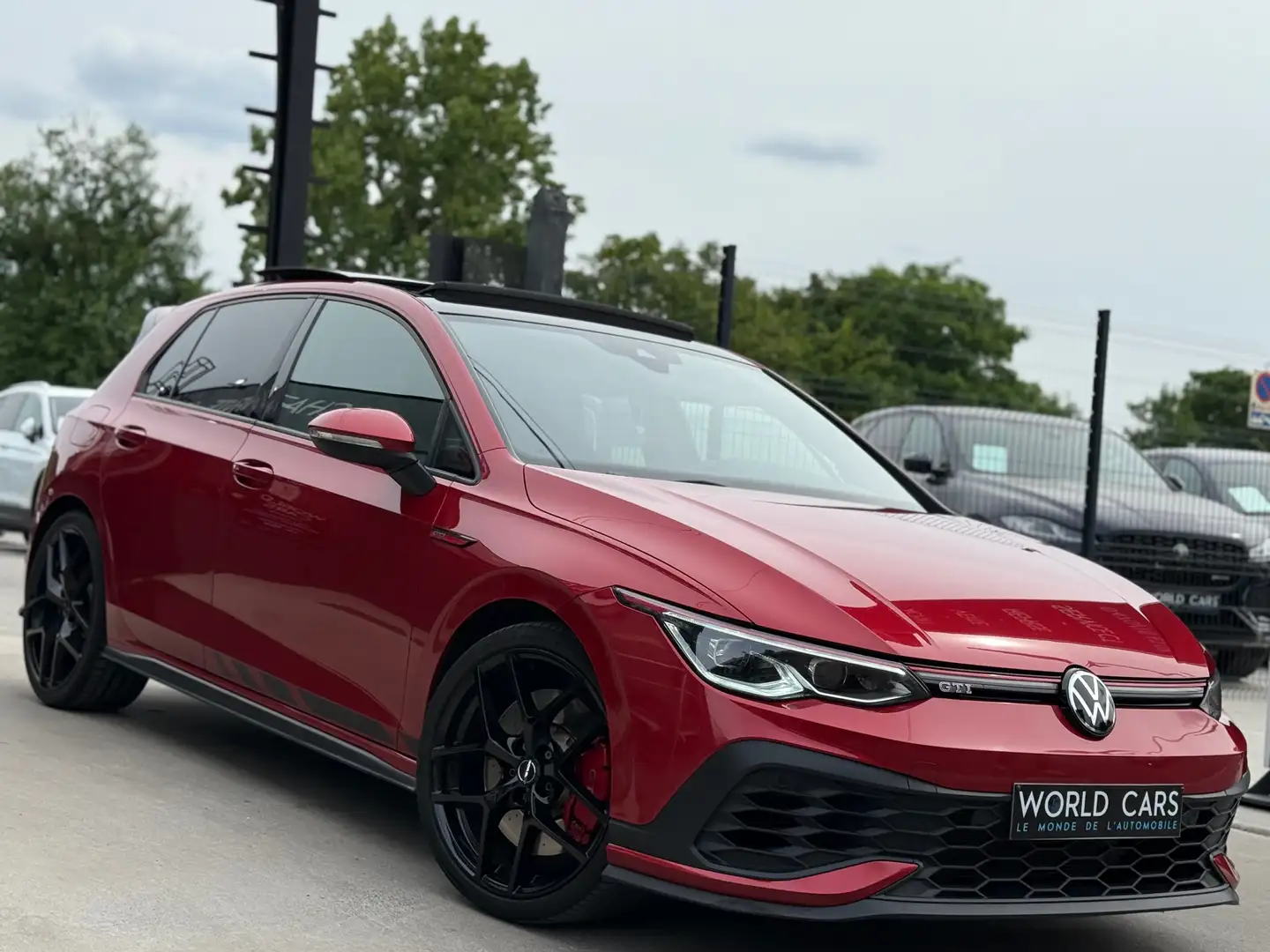 Volkswagen Golf GTI 2.0TSI Clubsport 300CV DSG TOIT PANO DISTRO FULL Rouge - 2