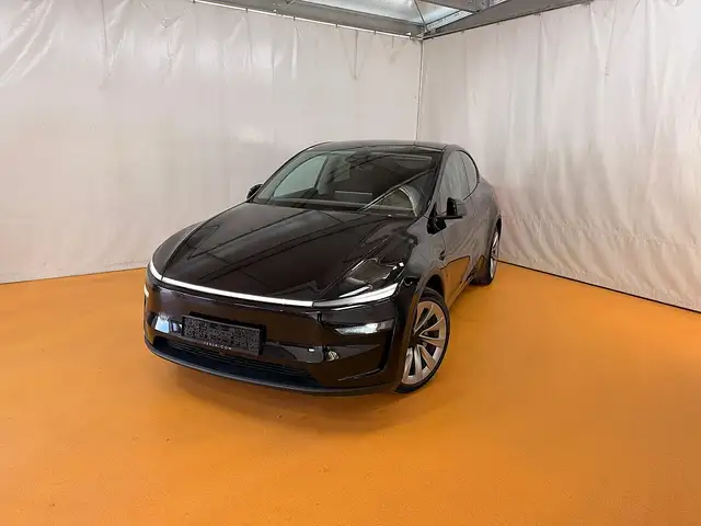Tesla Model Y LR AWD 79kWh Ansicht 2