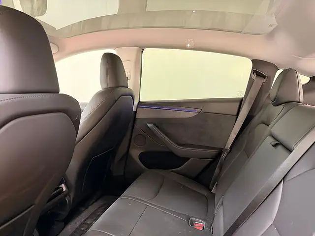 Tesla Model Y LR AWD 79kWh Ansicht 19