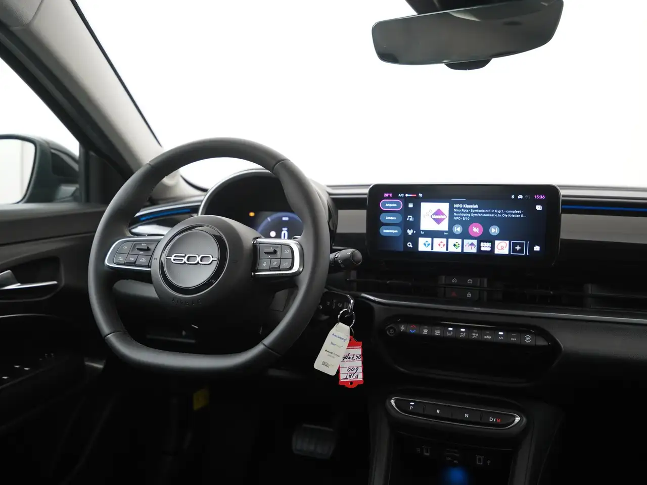 Fiat 600 1.2 Hybrid Urban 110pk Carplay Parkeersensor, миниатюра 5