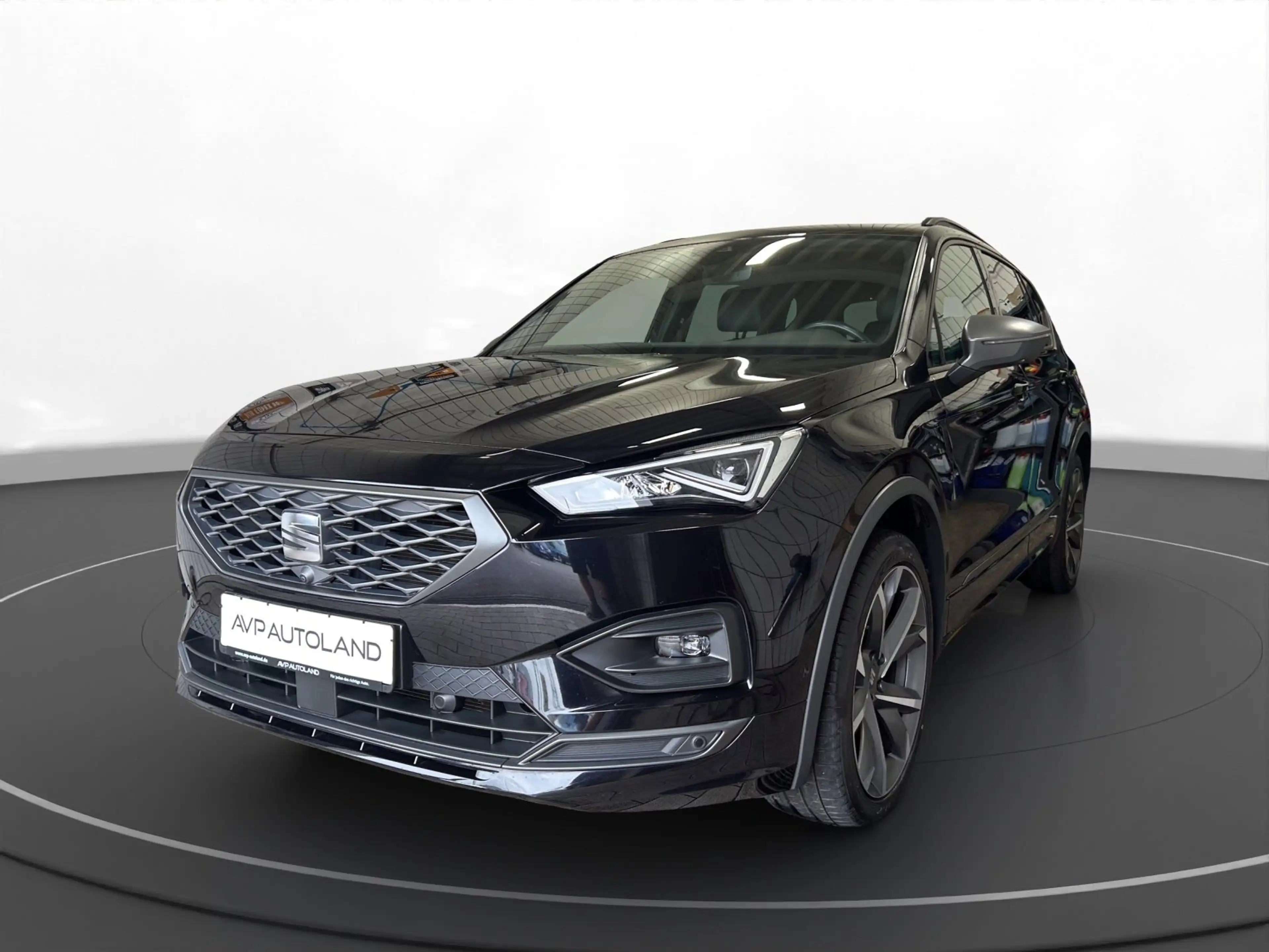 SEAT Tarraco 2.0 TSI DSG 4Drive FR | PANO| NAVI | AHK — photo 2