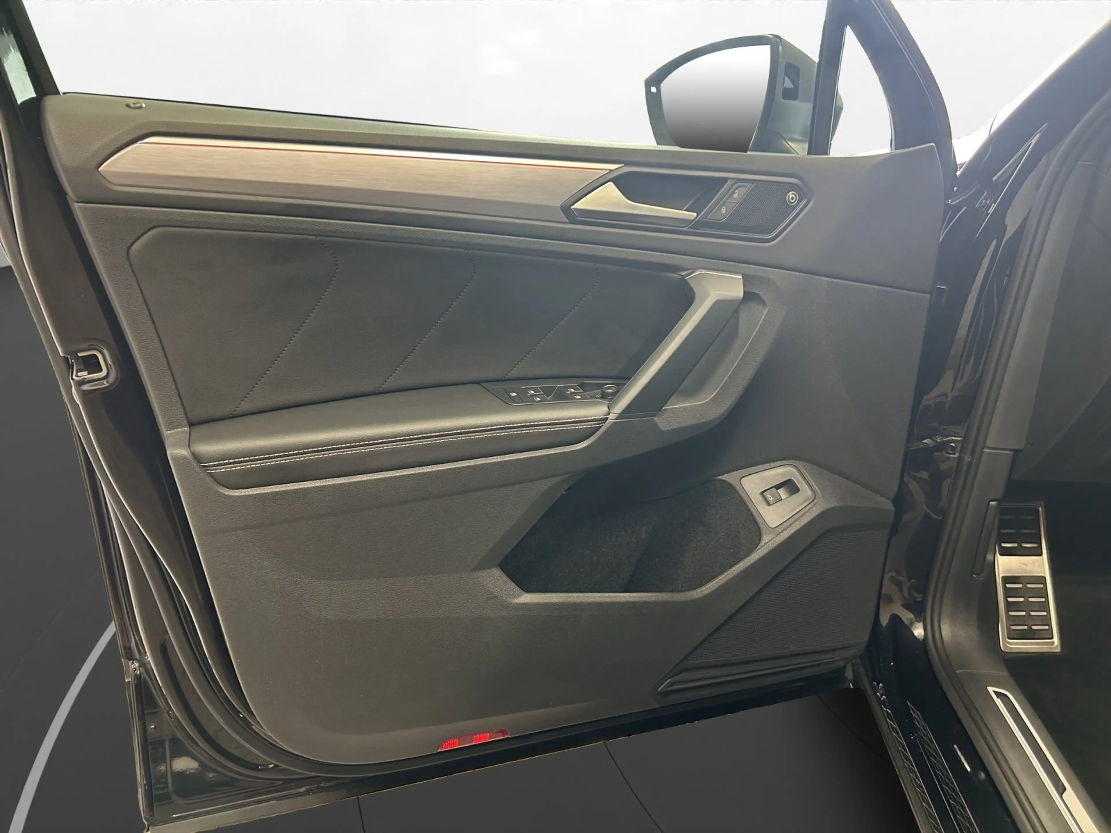 SEAT Tarraco 2.0 TSI DSG 4Drive FR | PANO| NAVI | AHK — photo 10