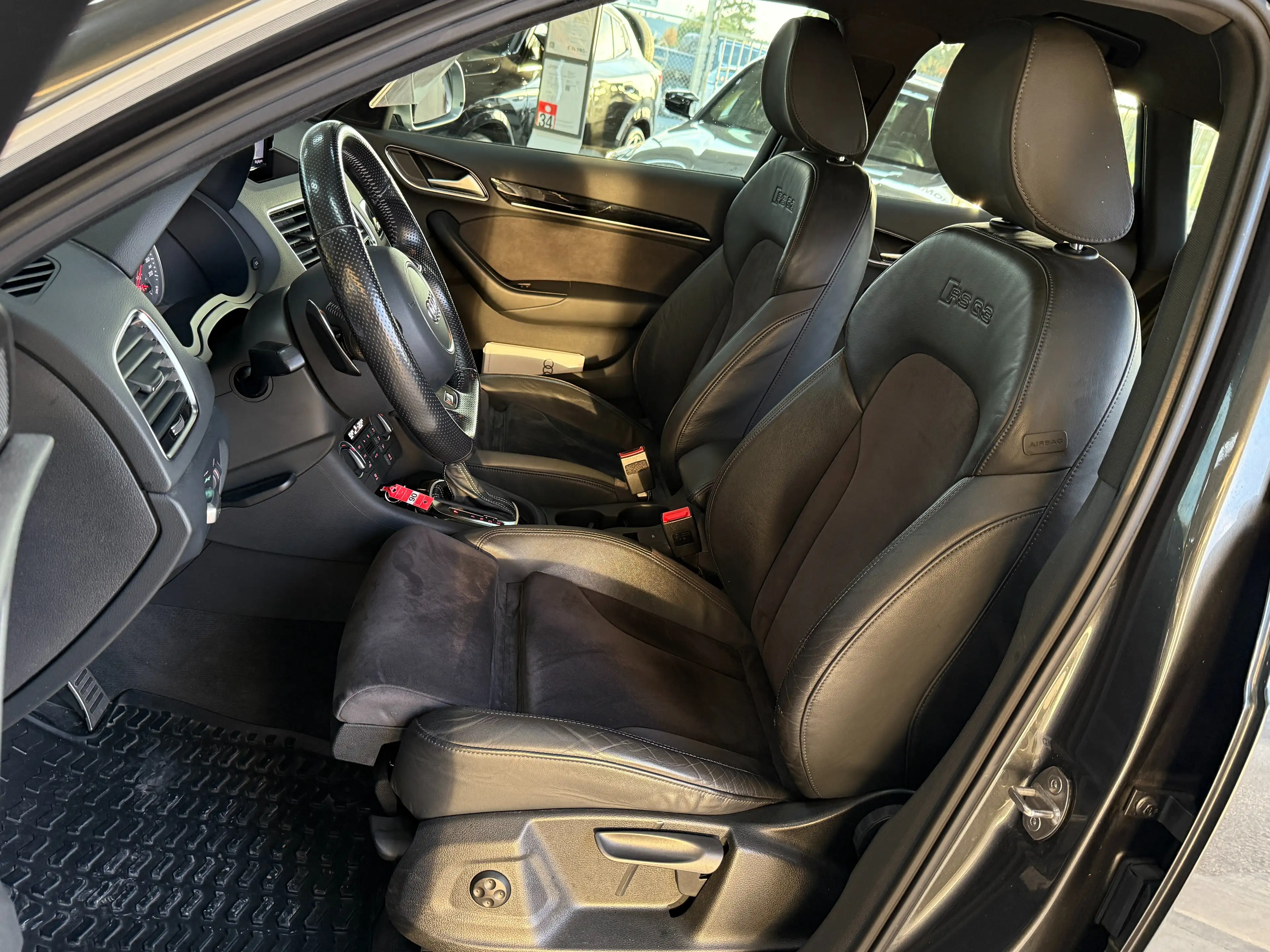 Audi RS Q3 RS Q3 2.5 TFSI Quattro S tronic_1ERPROP_CAMERA_ — photo 11