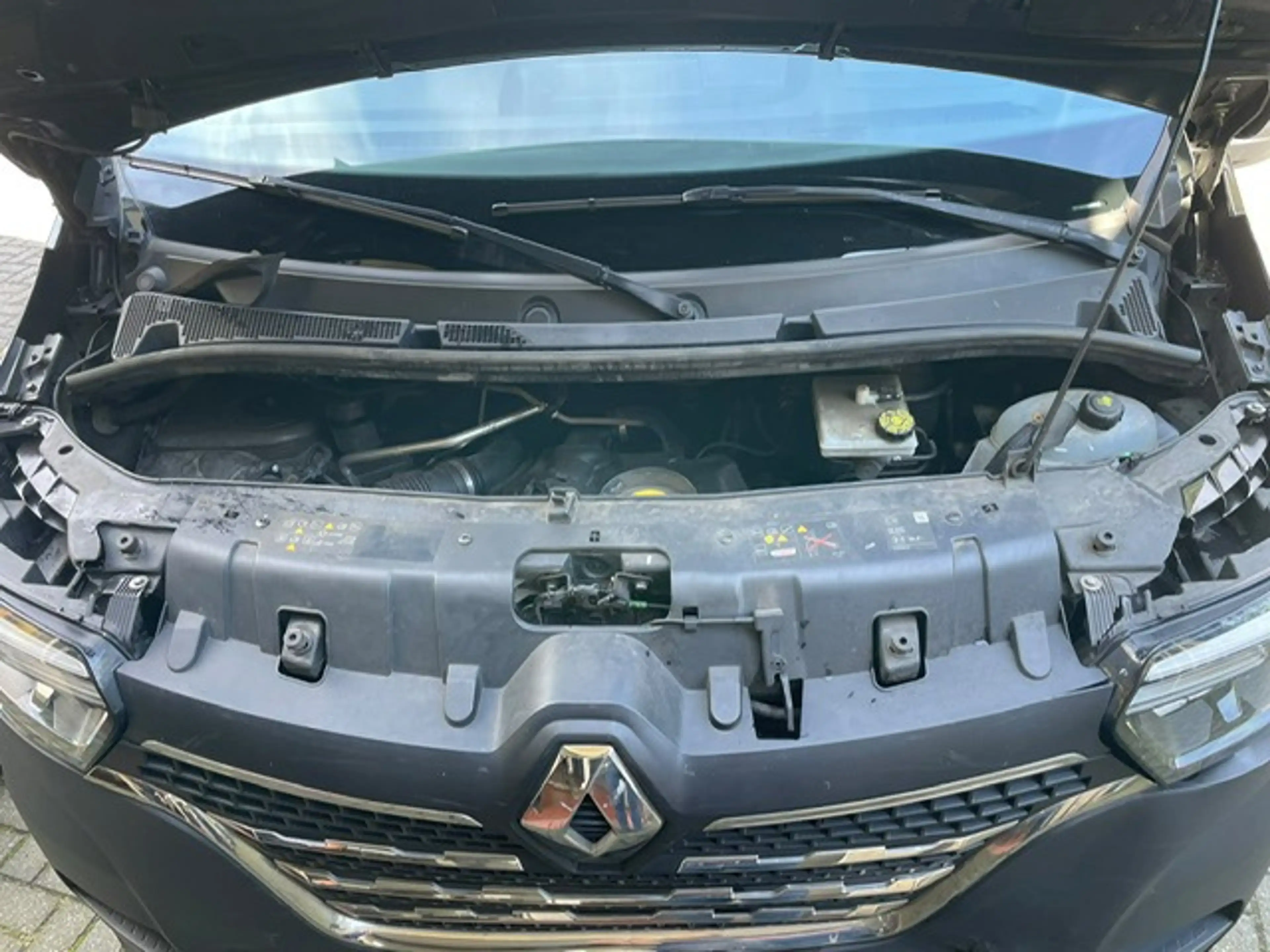 Renault Master III 2.3 dCi L2H2 NAVI CAMERA — photo 14