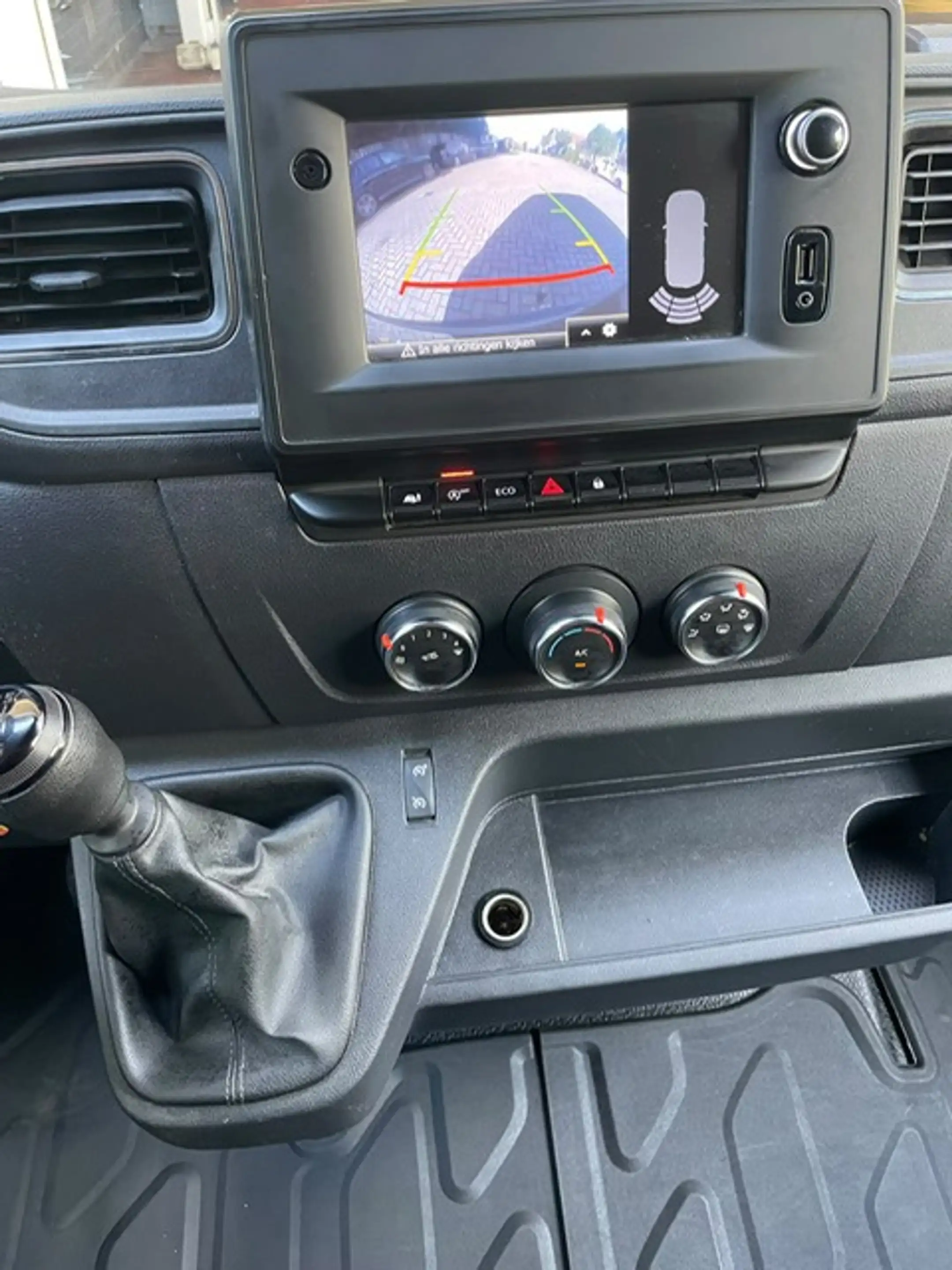 Renault Master III 2.3 dCi L2H2 NAVI CAMERA — photo 9