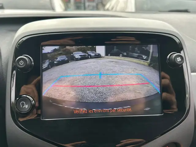 Toyota Aygo view 9