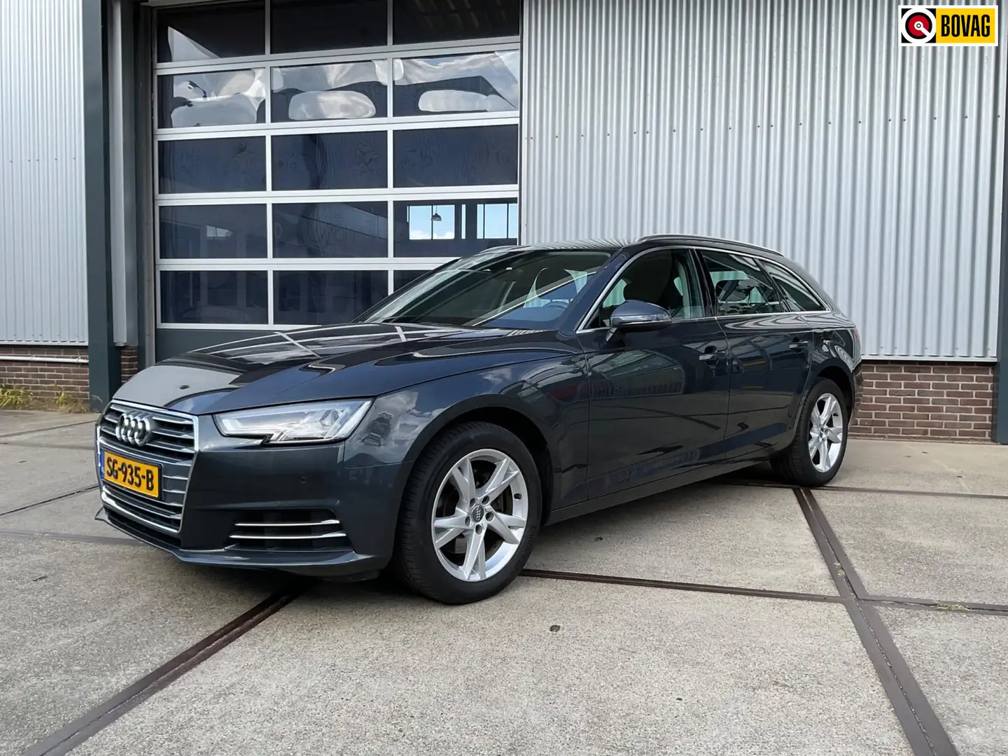 Audi A4 Avant 2.0 TDI Sport Lease Edition Grijs - 1