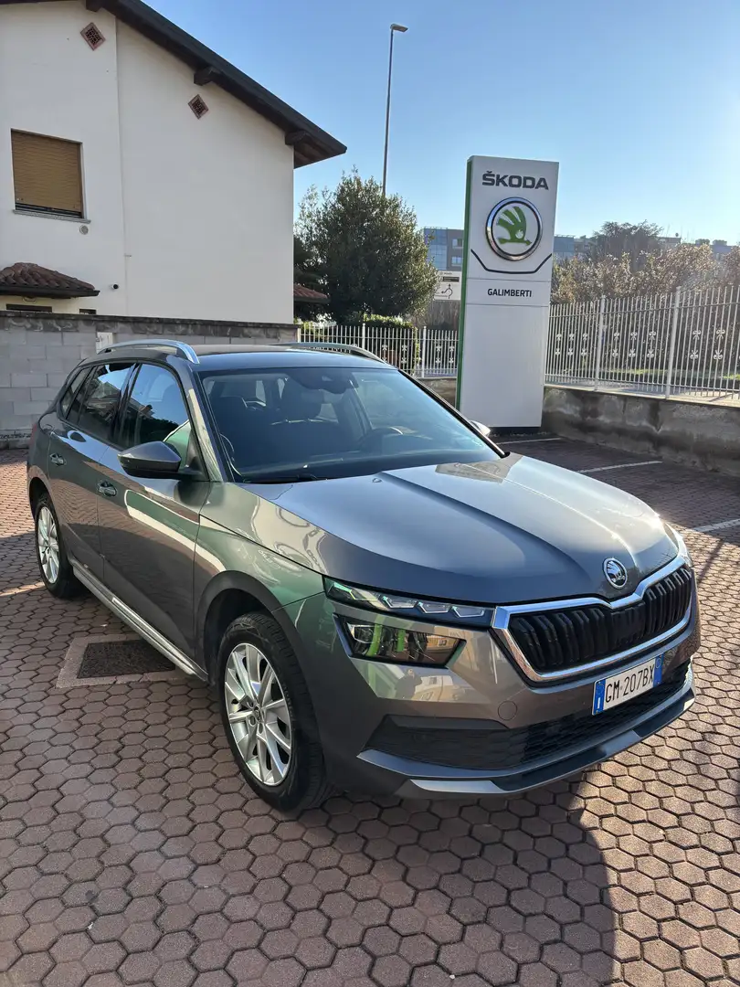 Skoda Kamiq Kamiq 1.0 tsi Style 110cv dsg Gris - 2
