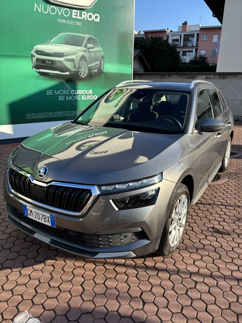 Skoda Kamiq Kamiq 1.0 tsi Style 110cv dsg Gris - 1