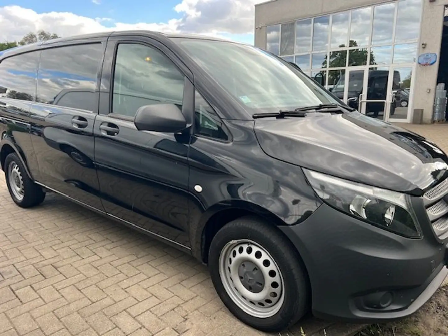 Mercedes-Benz Vito 116 cdi 13750 ex btw schade carrosserie Schwarz - 1