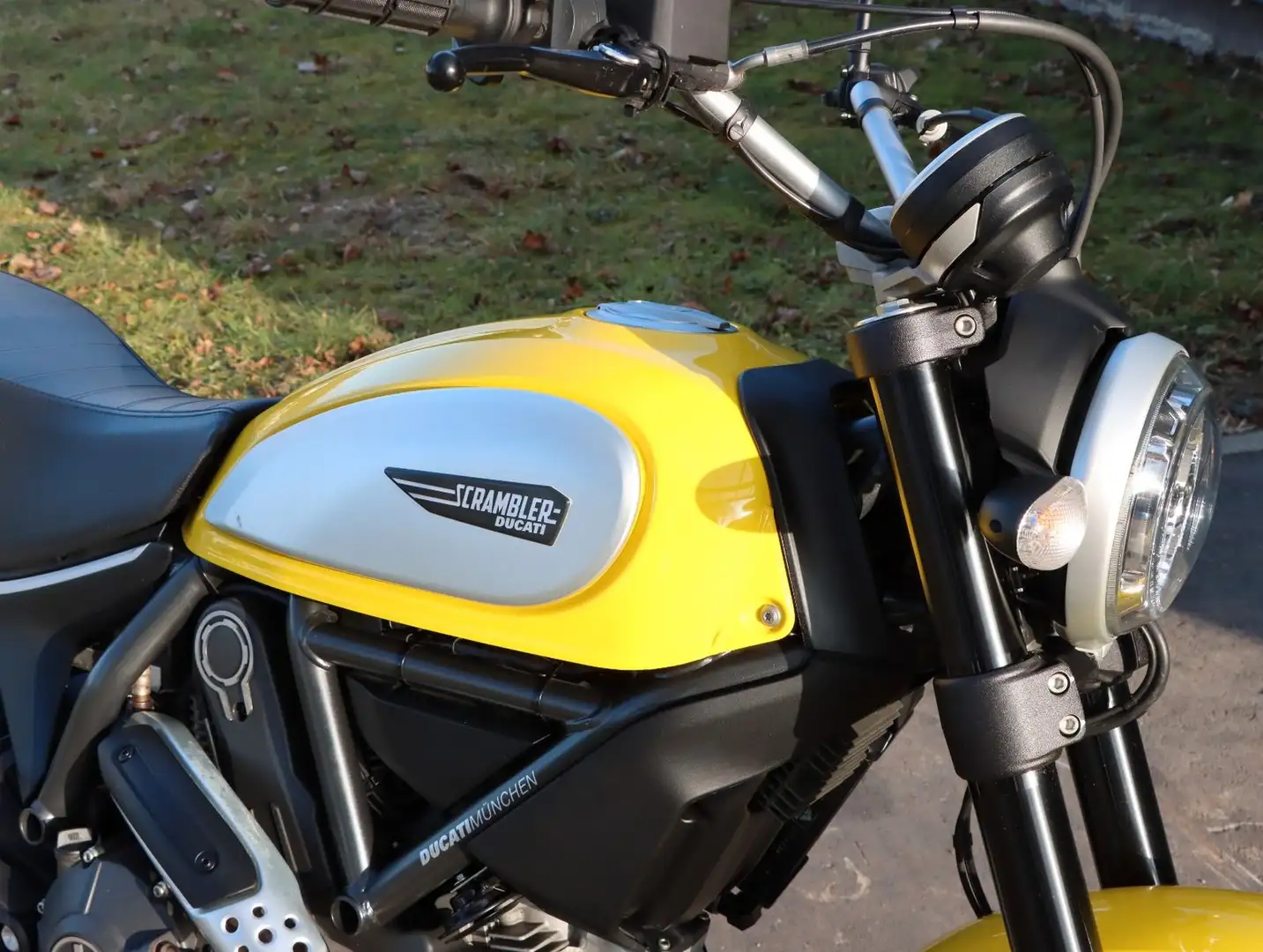 Ducati Scrambler Icon| Reifen+Service+TÜV NEU! Gelb - 2