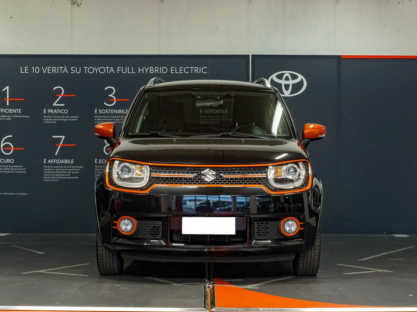 Suzuki Ignis Ignis 1.2h Top 4wd allgrip Schwarz - 2