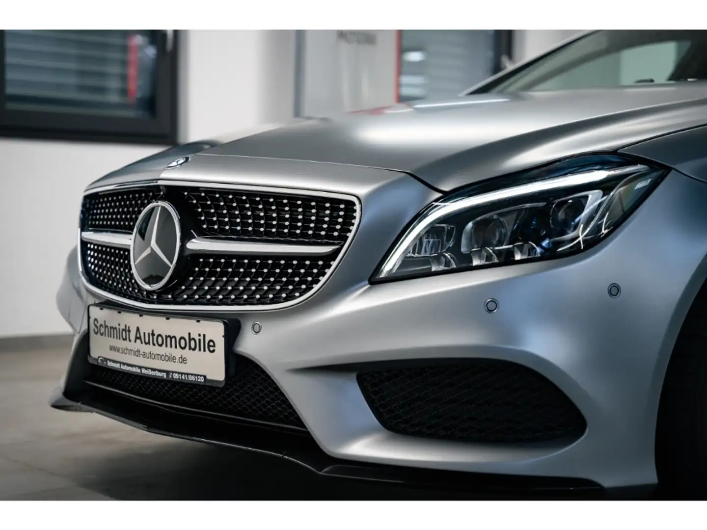 Mercedes-Benz CLS 500 CGI 4Matic HARMAN&KARDON/GARANTIE siva - 2