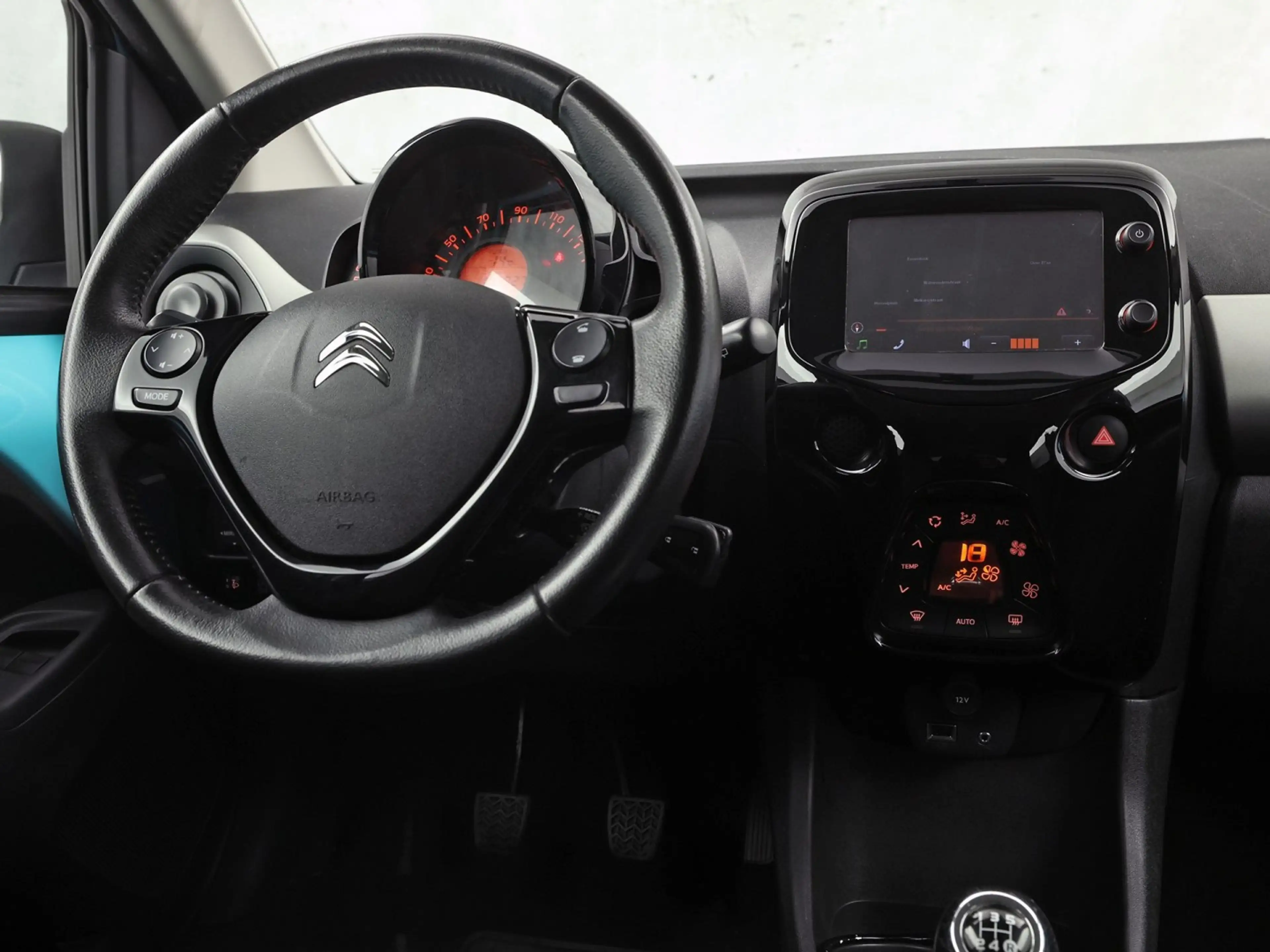 Citroen C1 1.0 e-VTi Shine Sport (NAVIGATIE, CAMERA, CLIMATE, — photo 7