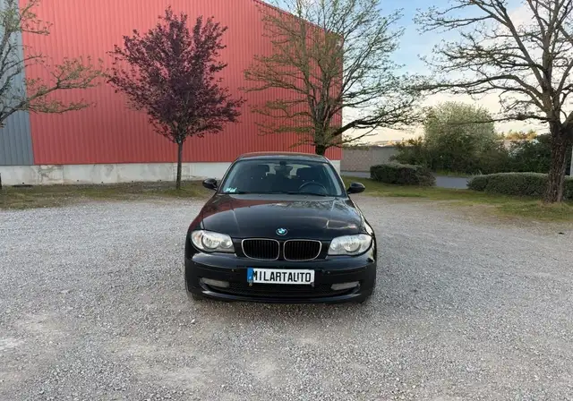 BMW 118 SERIE 118D 143CH