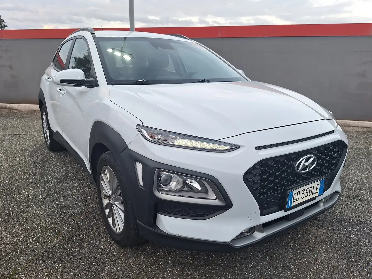 Hyundai KONA 1.0 T-GDI XTech BLUETOOTH CAMERA Bianco - 1