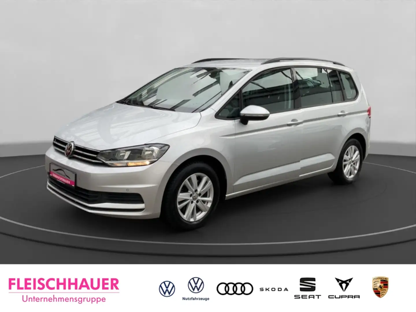 Volkswagen Touran 1.5 DSG AHK-kl. Navi ACC Apple CarPlay Klimaautom. Silber - 1