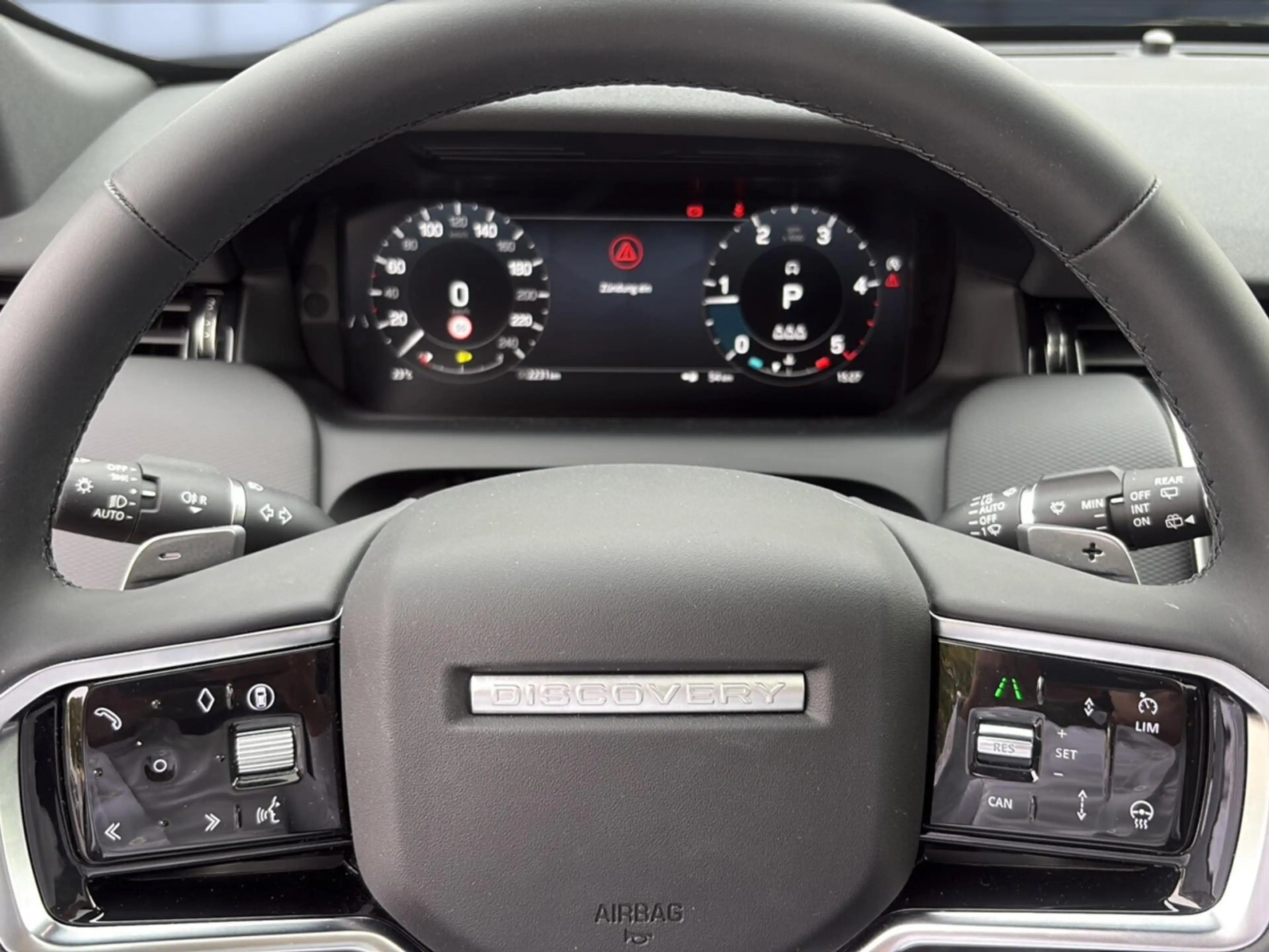 Land Rover Discovery Sport D200 Dyn. SE ACC|PANO|20" — photo 11