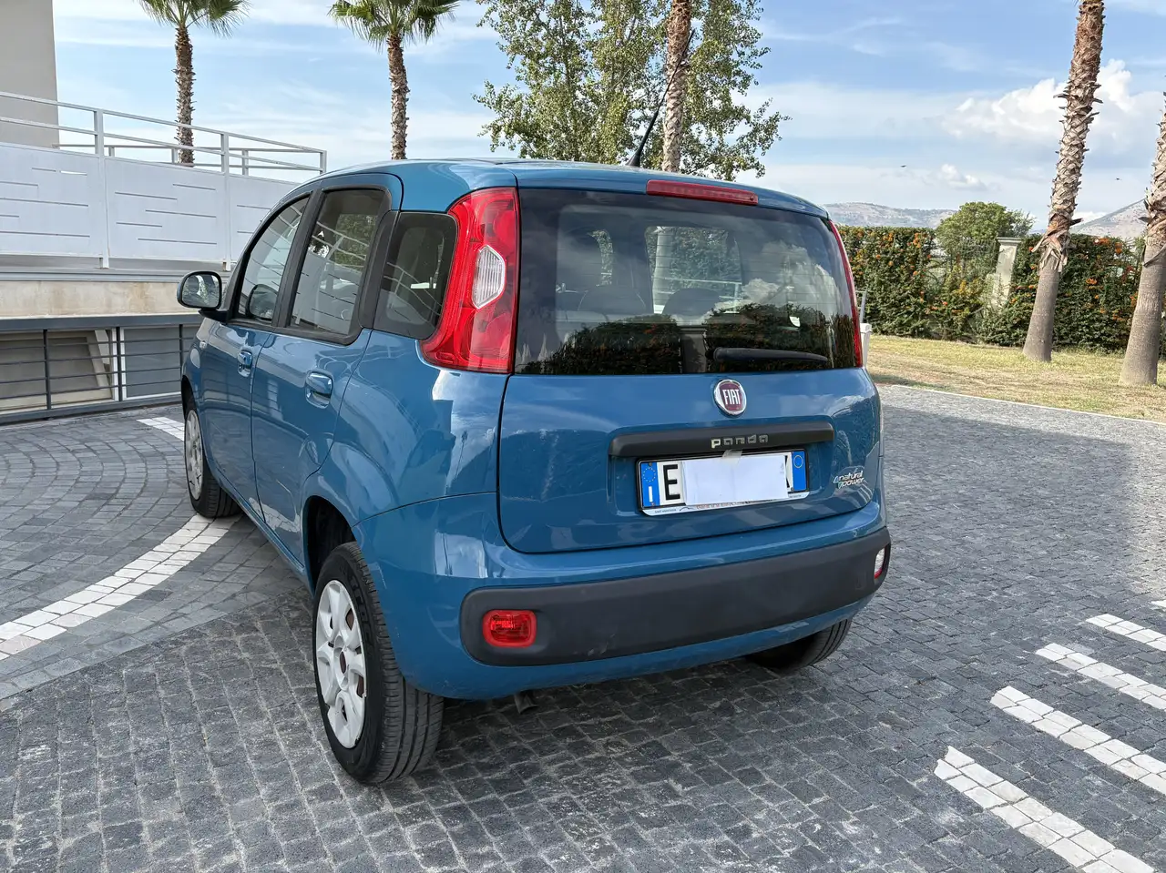 Fiat Panda 0.9 t.air t. natural power Easy 80cv — photo 1 of 6