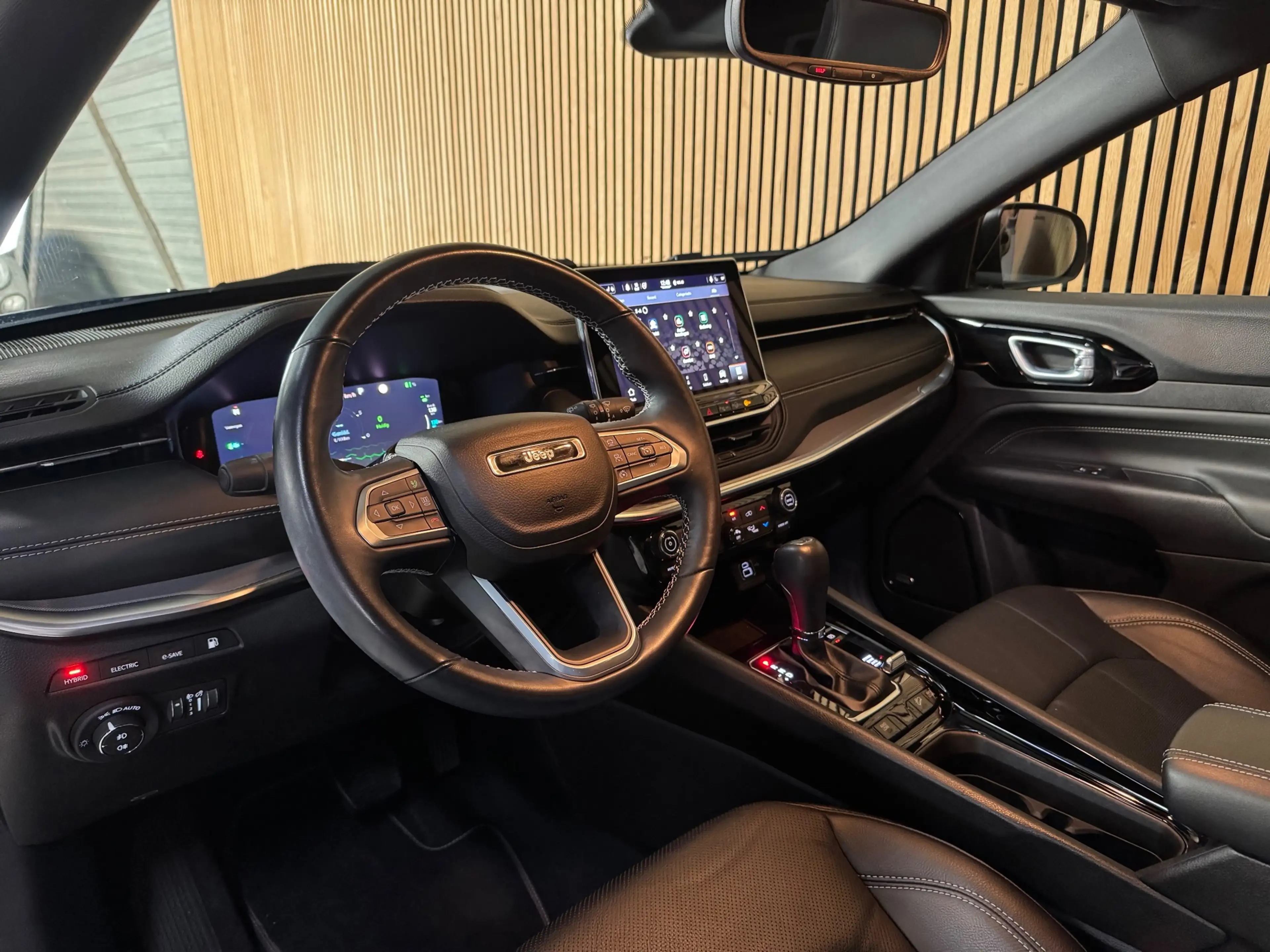 Jeep Compass 4xe 240 Plug-in Hybrid Electric S PANO|ALPINE SOUN — photo 50