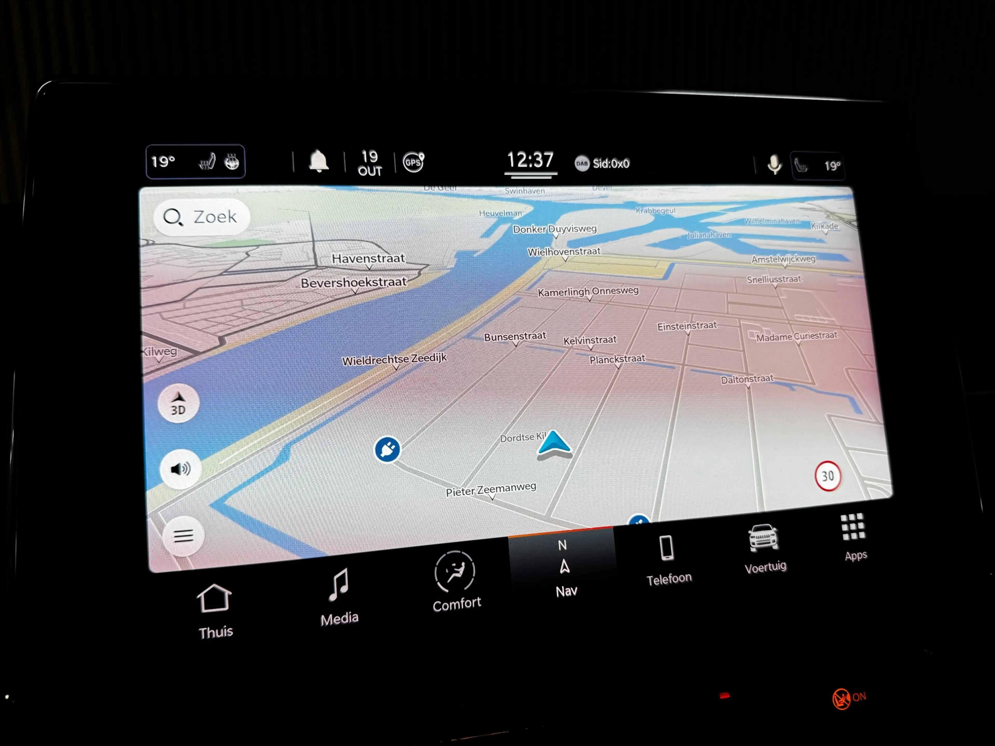 Jeep Compass 4xe 240 Plug-in Hybrid Electric S PANO|ALPINE SOUN — photo 32