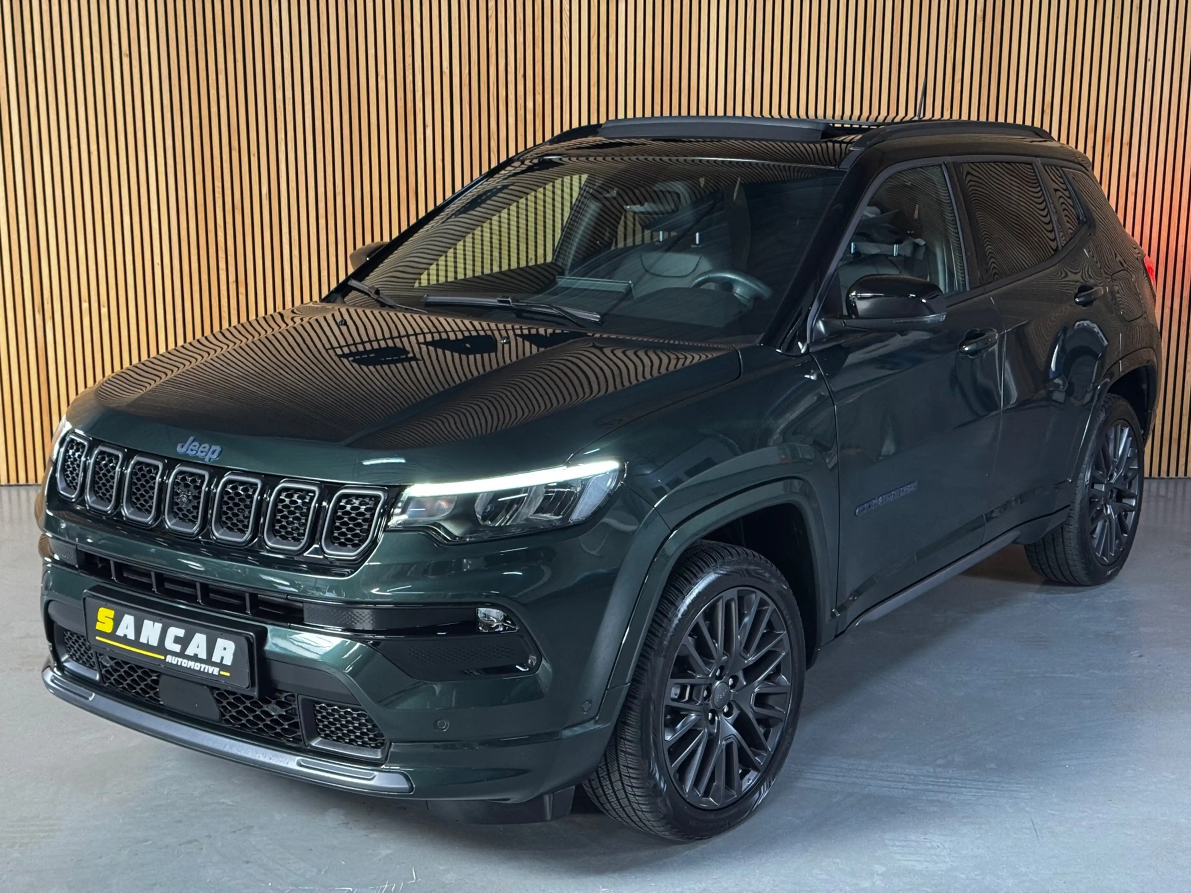 Jeep Compass 4xe 240 Plug-in Hybrid Electric S PANO|ALPINE SOUN — photo 9