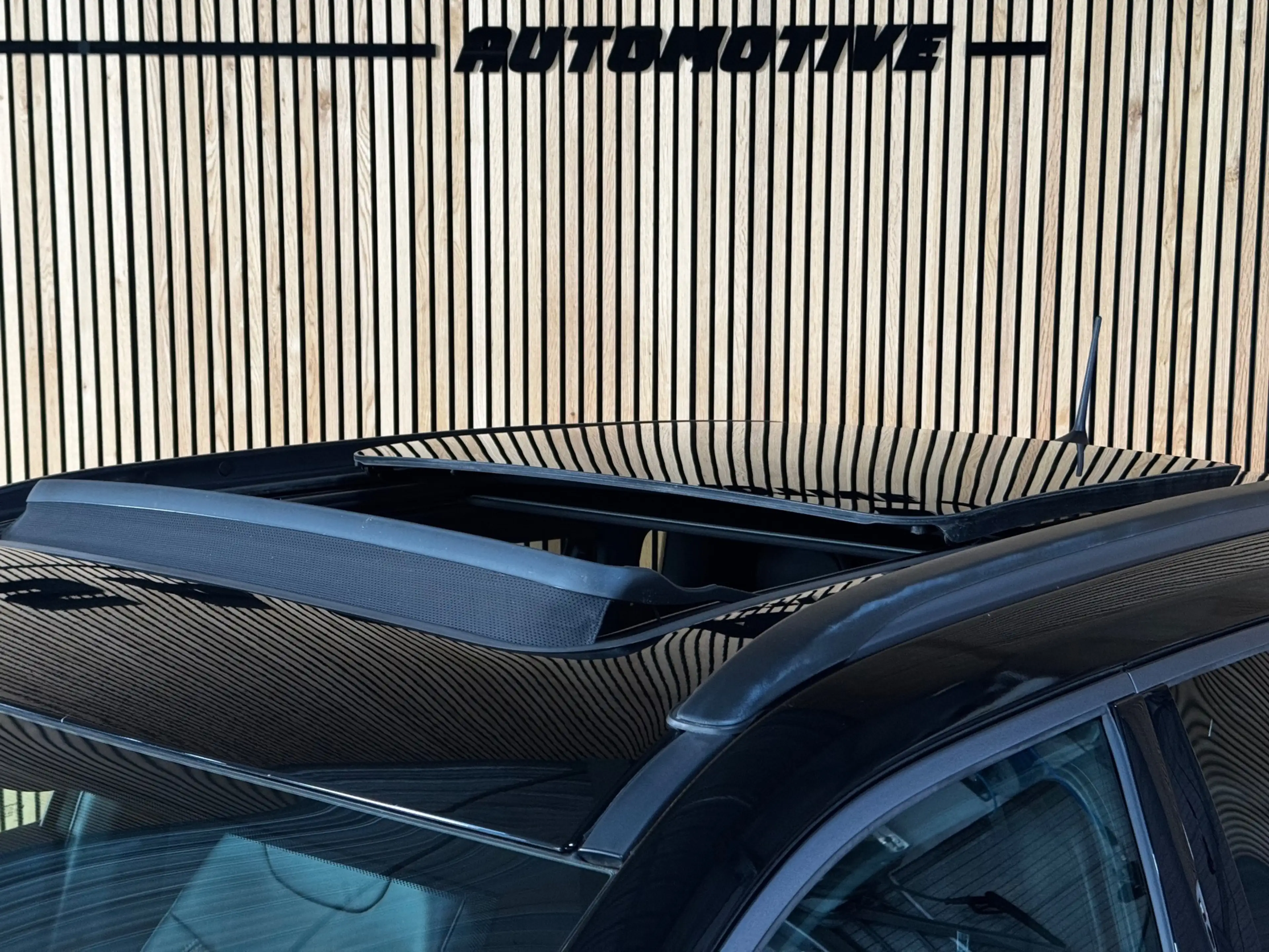 Jeep Compass 4xe 240 Plug-in Hybrid Electric S PANO|ALPINE SOUN — photo 7